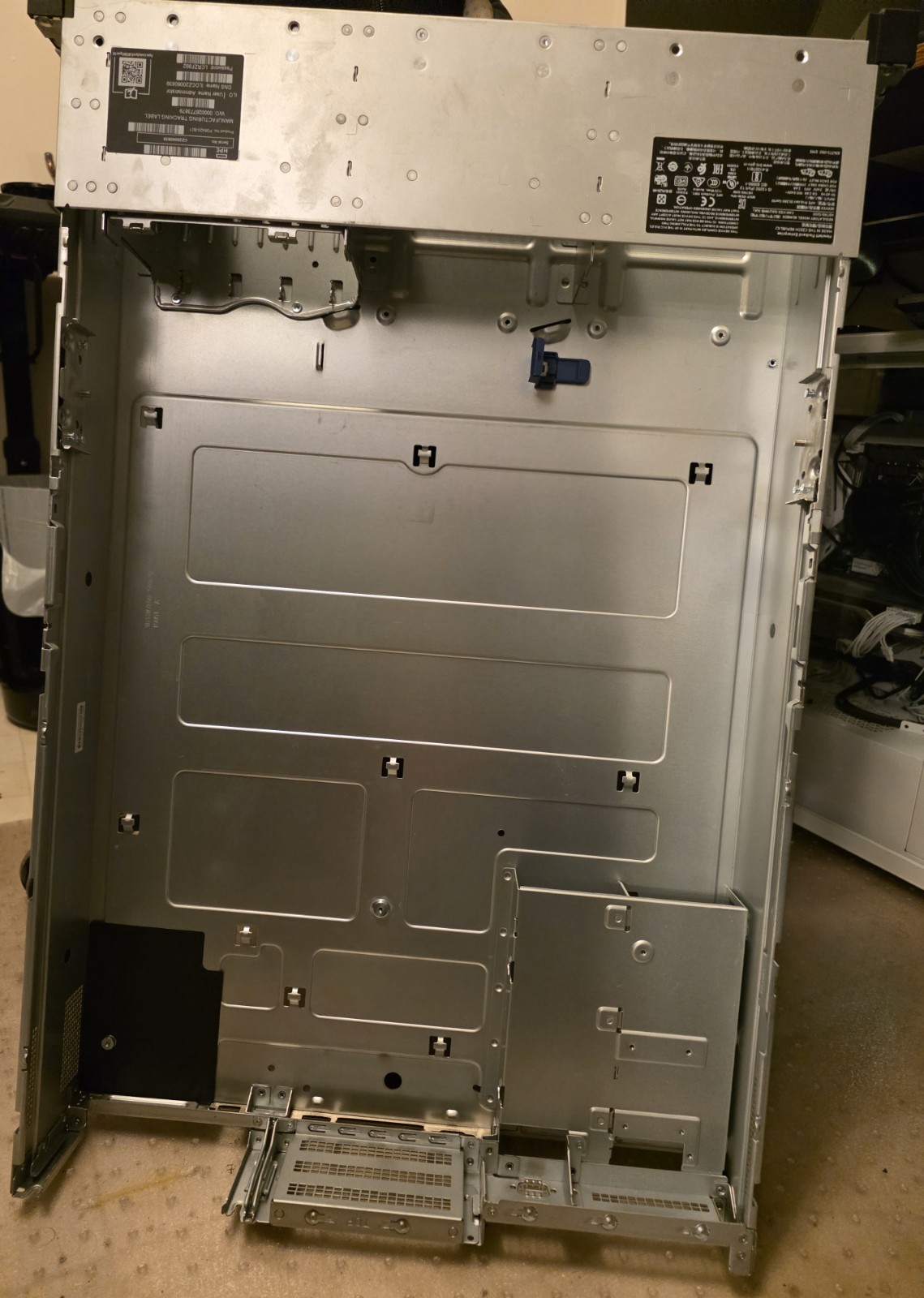 HPE ProLiant DL380 Gen10 Server Chassis (No System Board)