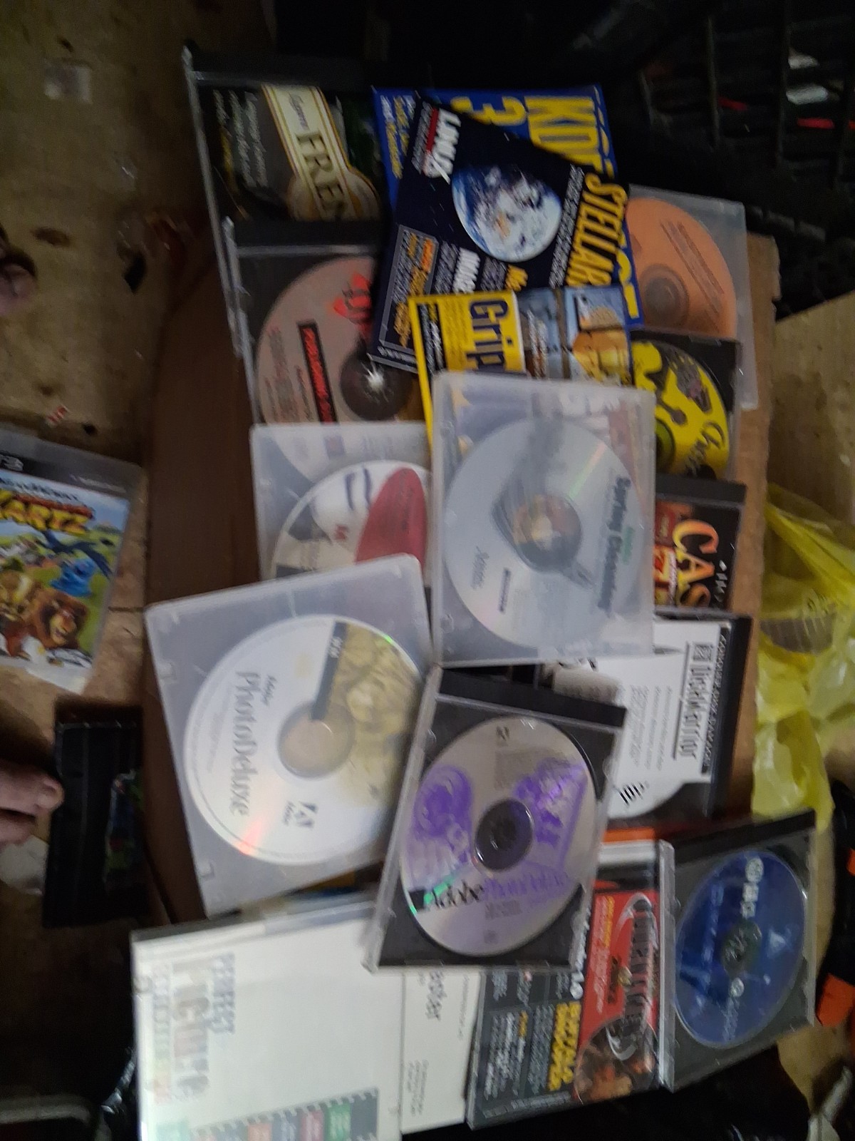Vtg Computer Games Demos And Software Discs Large Lot