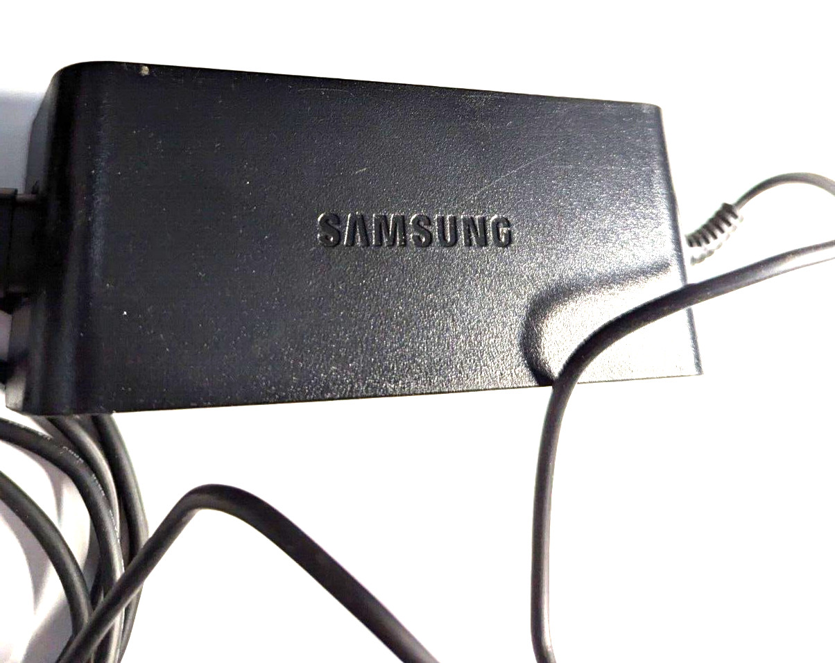 Samsung OEM UAPU2 AC Adapter 12V 1.5A ITE Power Supply