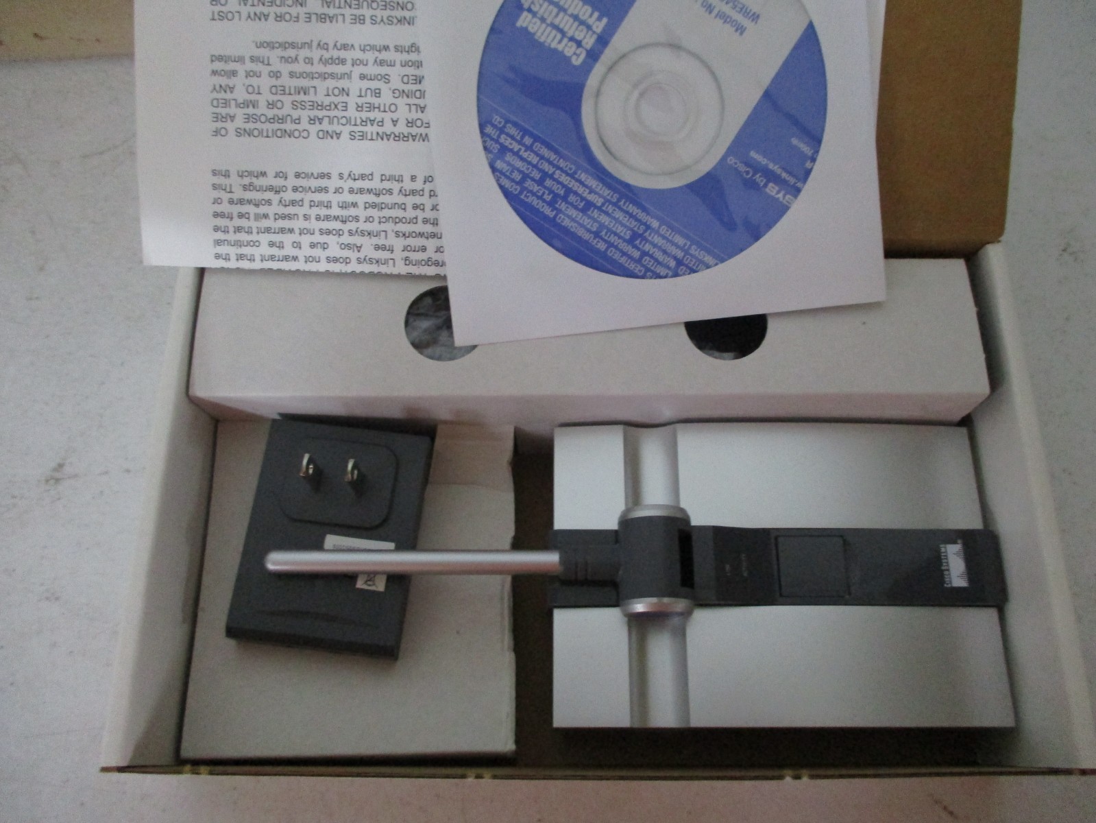 NEW IN BOX LINKSYS WRE54G-RM Wireless-G Range Extender  