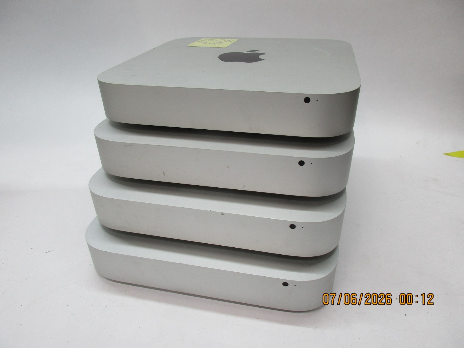 LOT-4 Apple Mac Mini Late 2014 i5-3rd 2.6  8GB 1TB A1347 HDD NO OS T5-E3