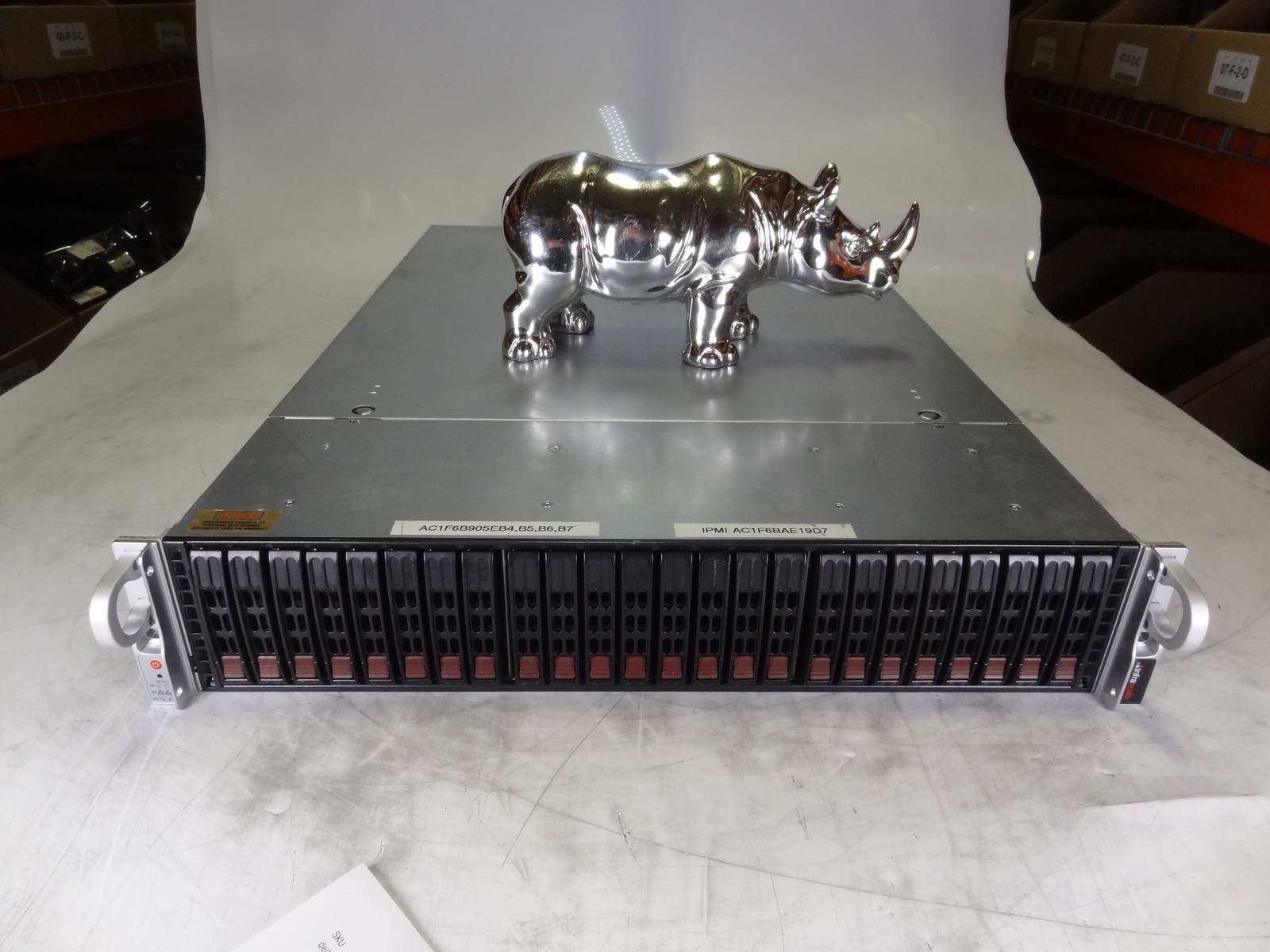 CSE-216 X10DRI-LN4 SUPERMICRO 2U V3/V4 STORAGE SYSTEM (24X2.5INCH E5)