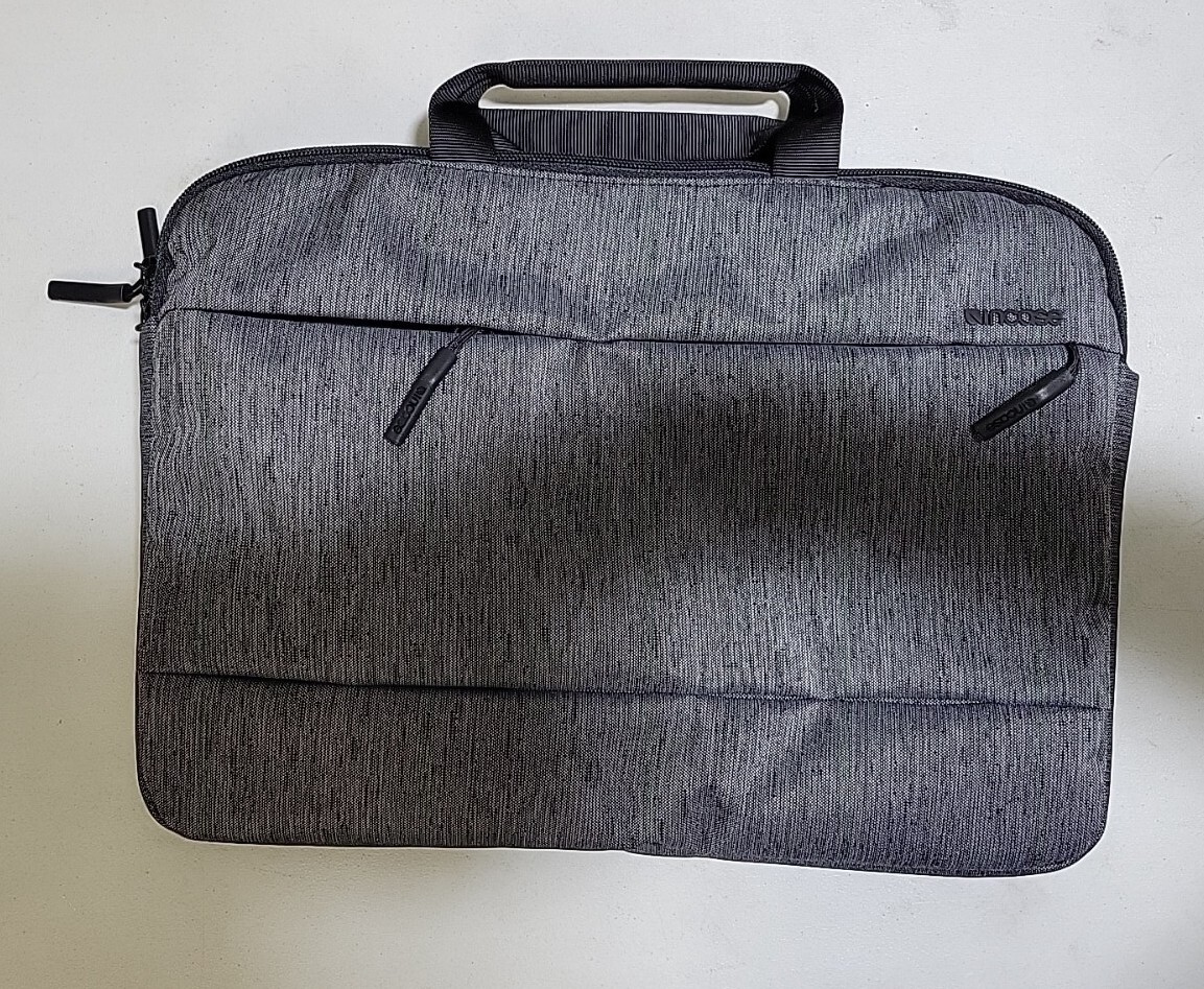Incase City Brief 16" Gray Laptop Carry Bag New
