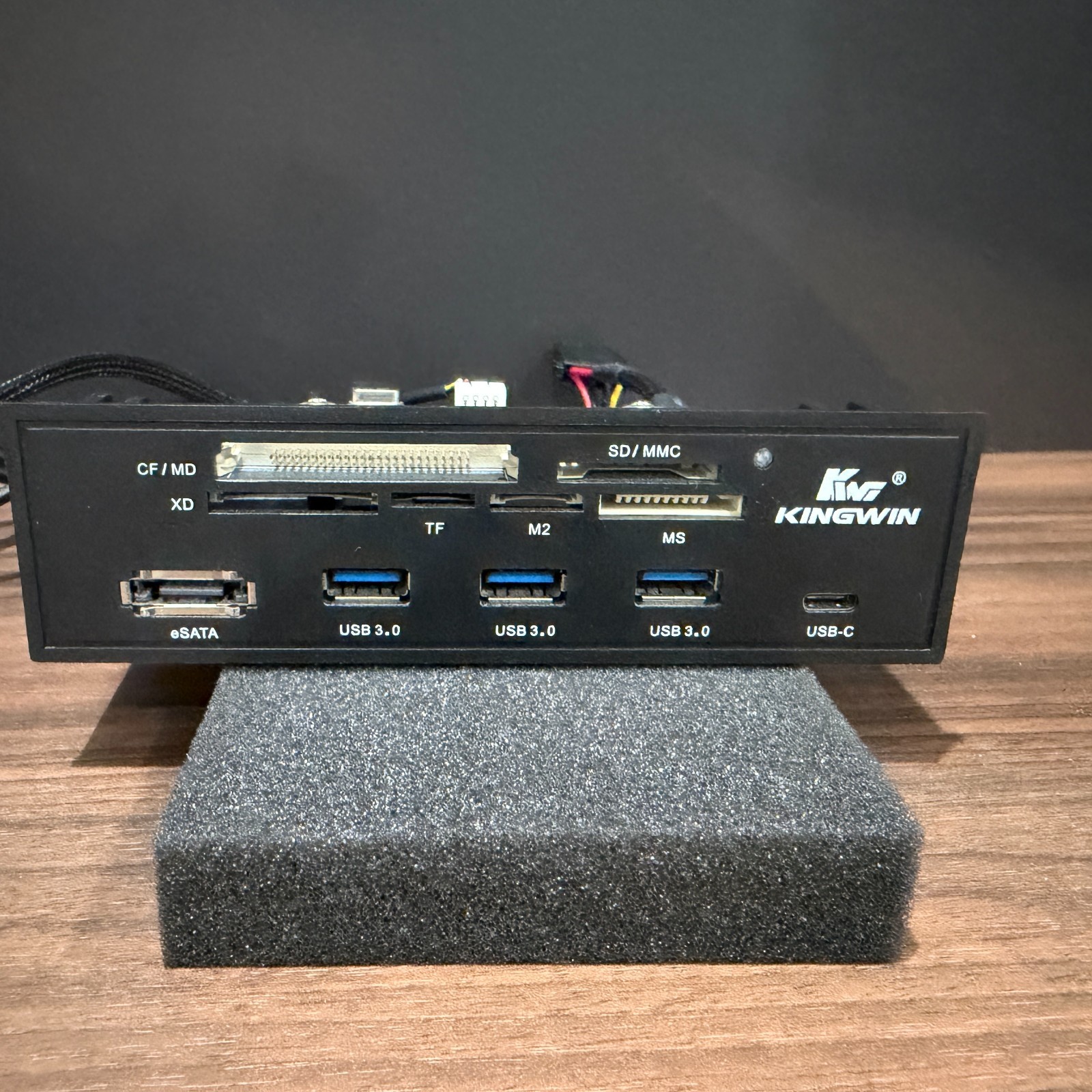 Kingwin KW525-3U3CR USB 3.0/USB3.1 Hub & SD microSD Card Reader USB-C