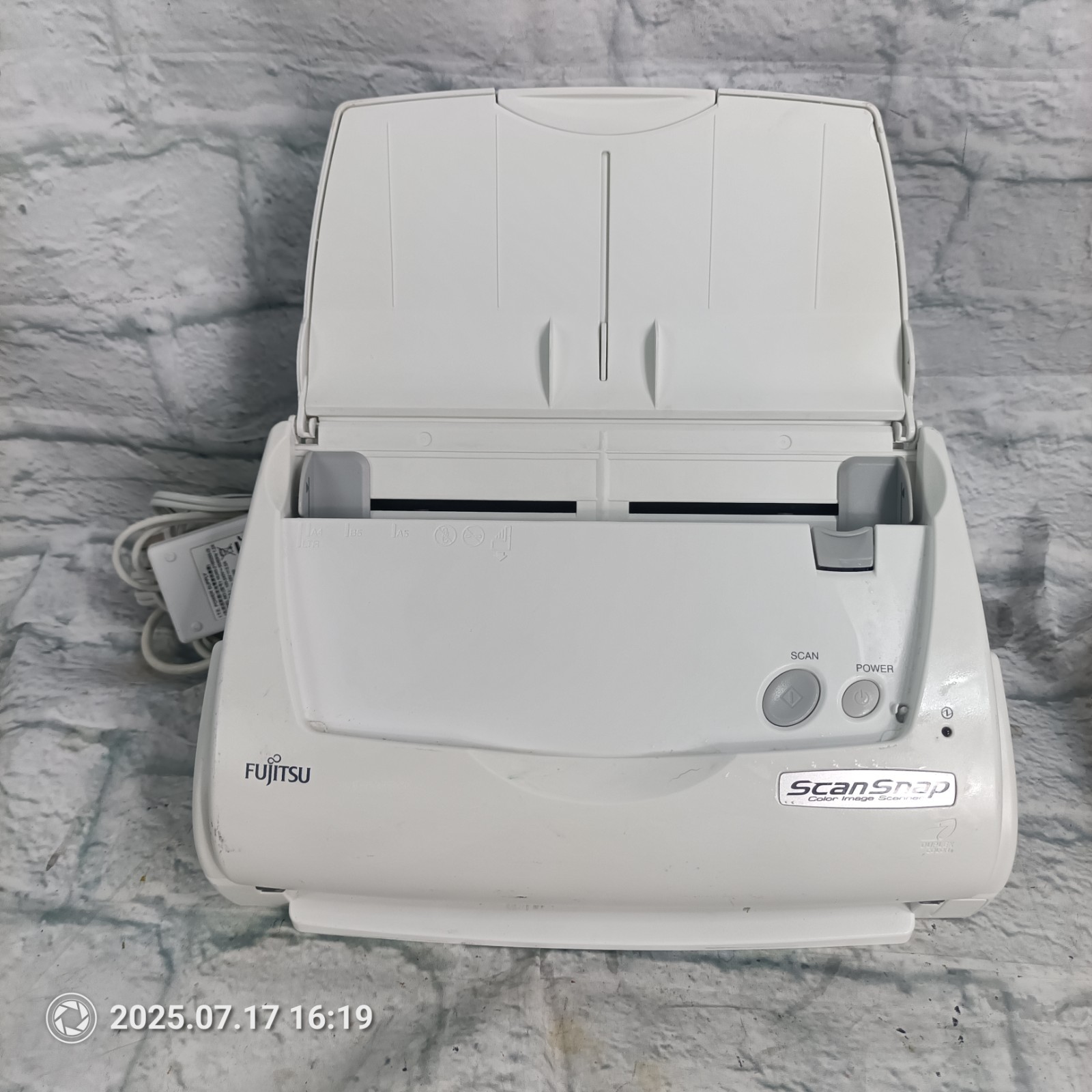 Fujitsu ScanSnap fi-5110EOXM Color Image Scanner for Macintosh Mac