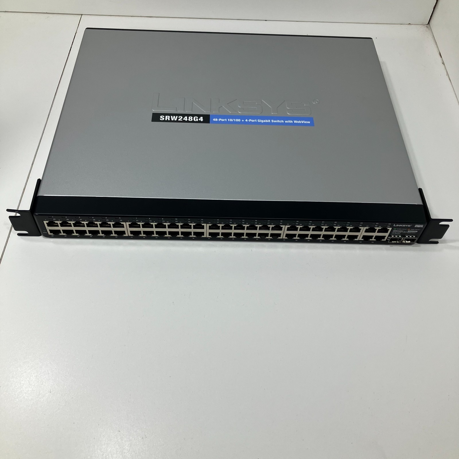 Cisco/Linksys SRW248G4 v1.1 48-Port Switch + 4 Gigabit + miniGBIC (SFP) As-Is
