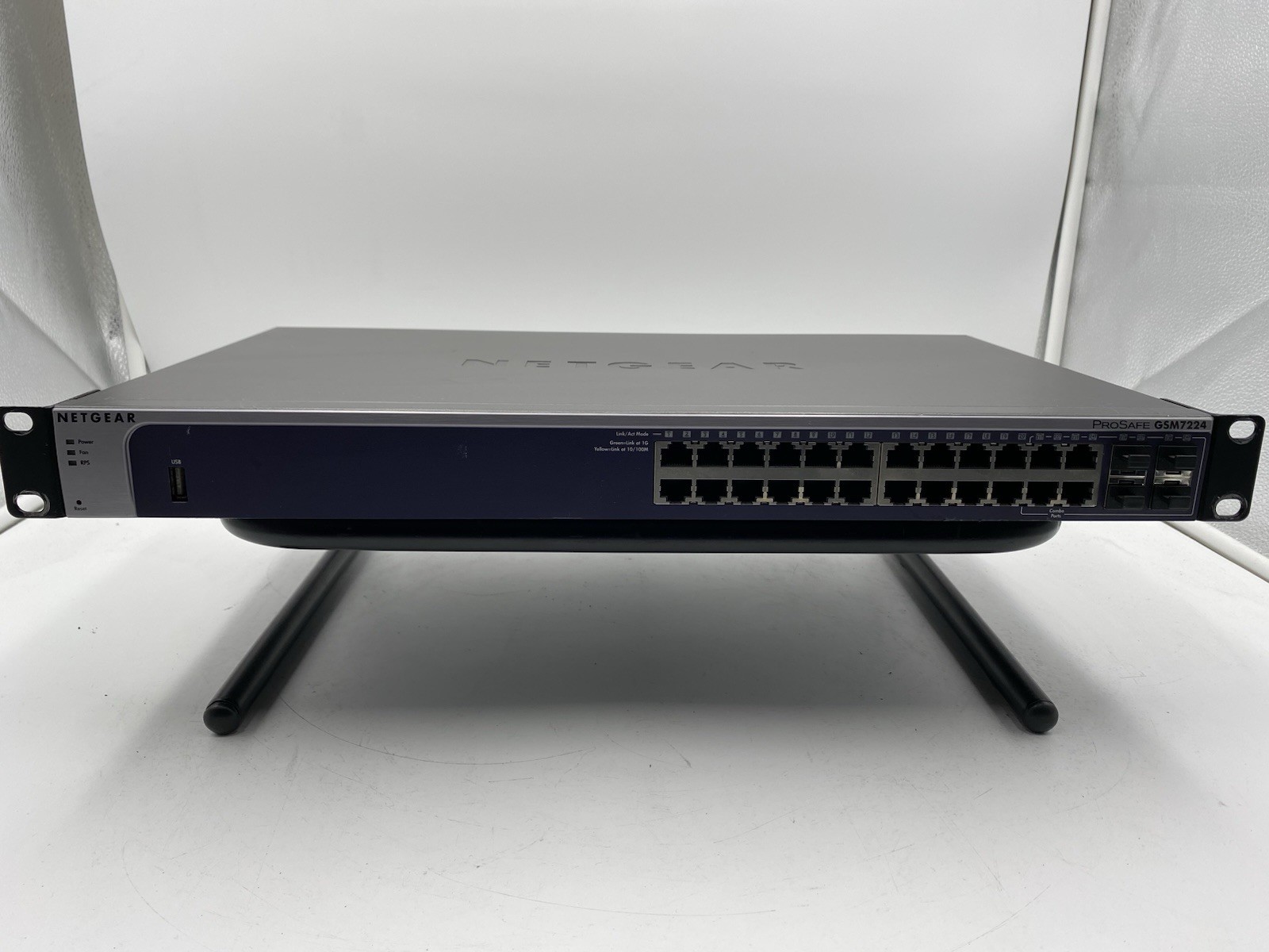 NetGear ProSafe GSM7224 V2 24-Port Managed Network Switch