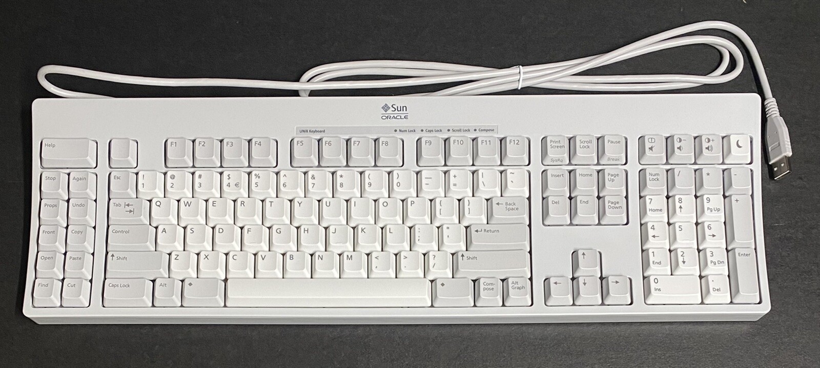 Sun Microsystems 320-1367 Type-7 USB UNIX Layout Keyboard - Tested & Cleaned