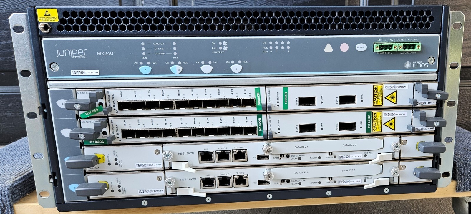 Juniper CHAS-BP3-MX240 Chassis w/ 2x MX-MPC3E-3D | 2X SCB-MX 2x RE-S-1800X4-32