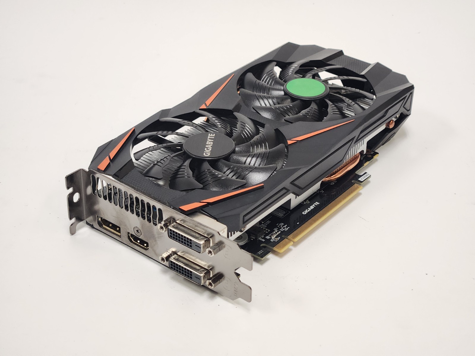 GIGABYTE GeForce GTX 1060 3GB GDDR5 PCIe Graphics Card GV-N1060WF2OC-3GD *READ*