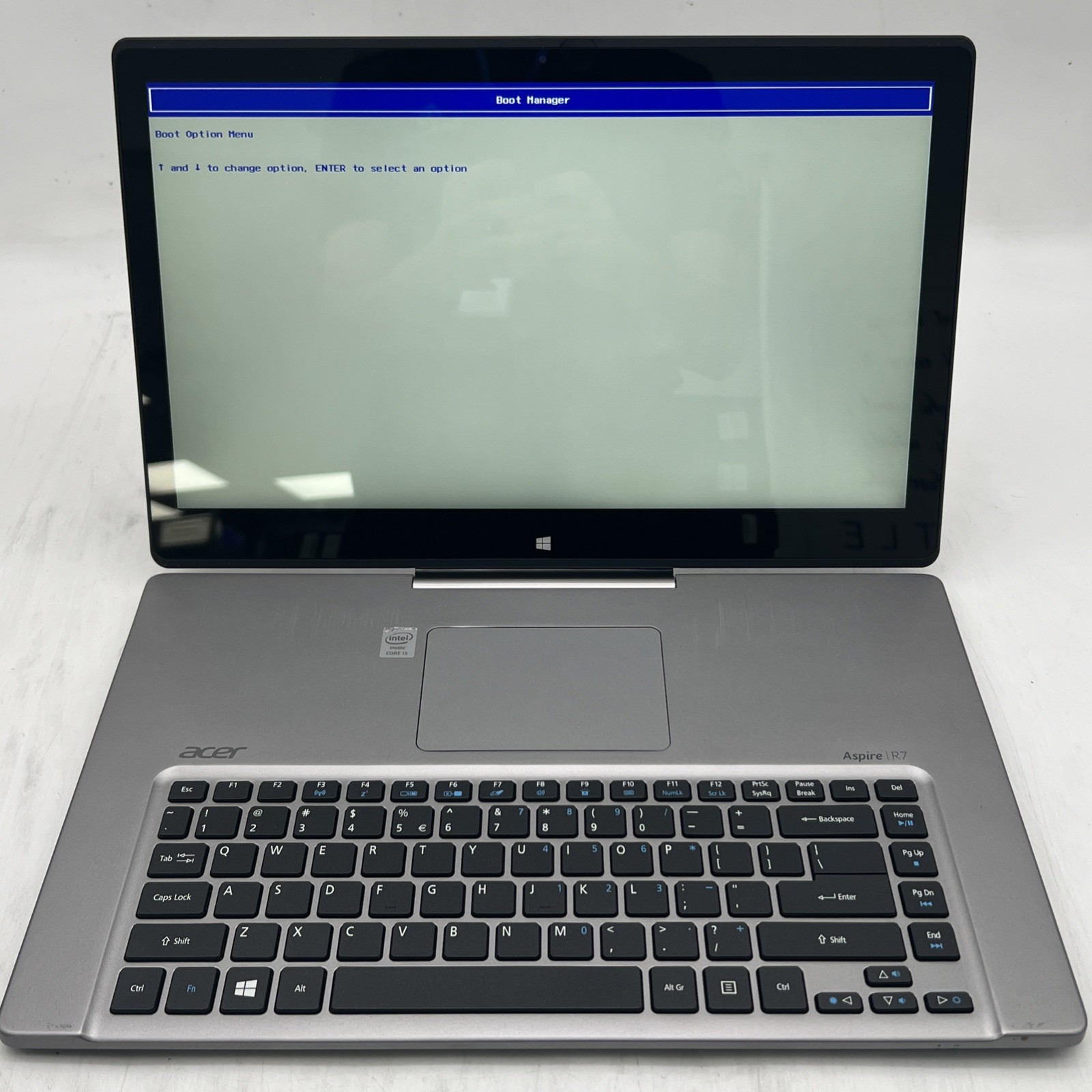 Acer Aspire R7-572 Laptop 15.5" Touch i5 4210U 1.7GHz 8GB RAM 1.0TB HDD No OS