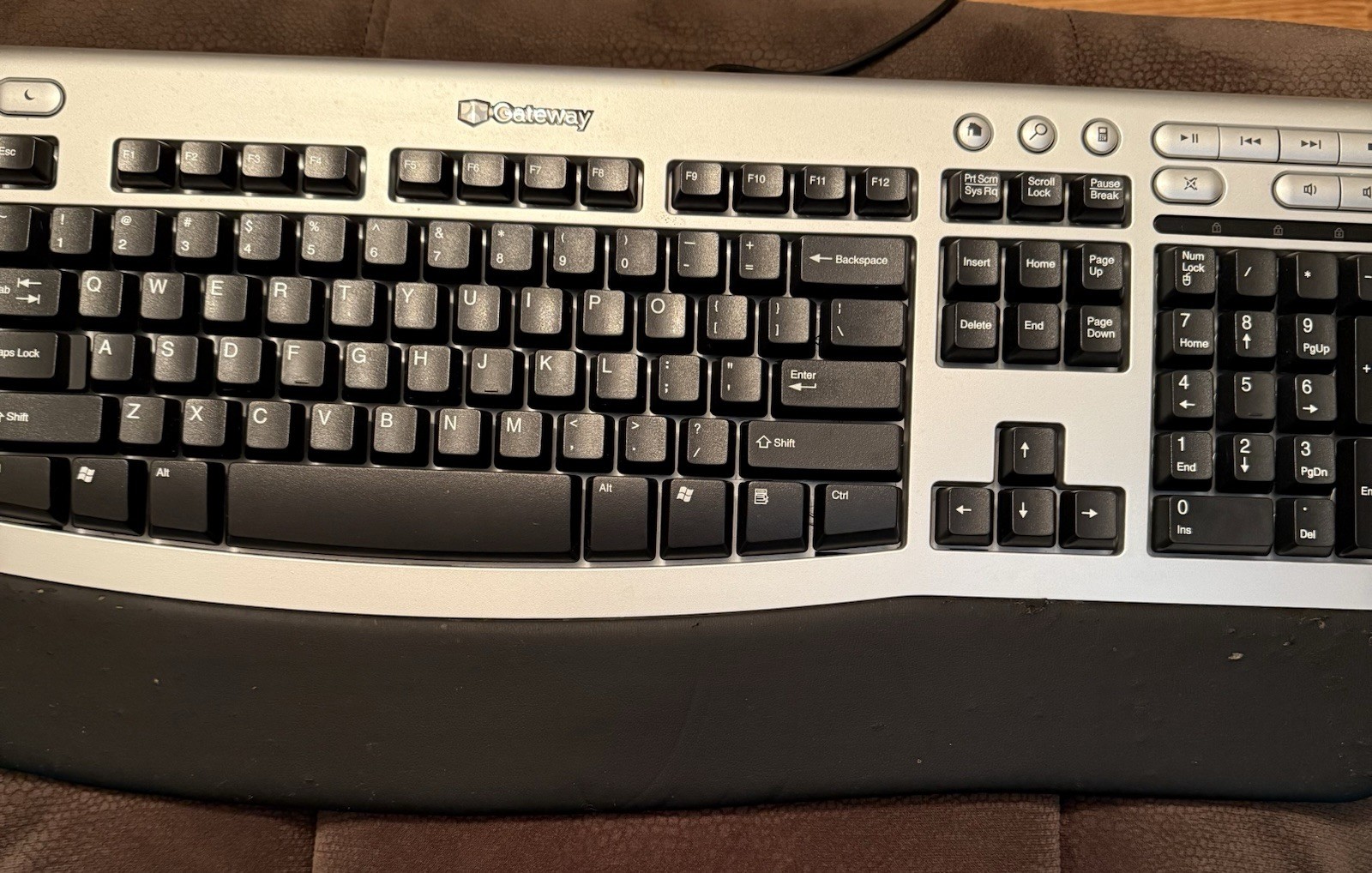 Gateway 2000 Multimedia Keyboard | KB-0532 PS/2 Keyboard | Black