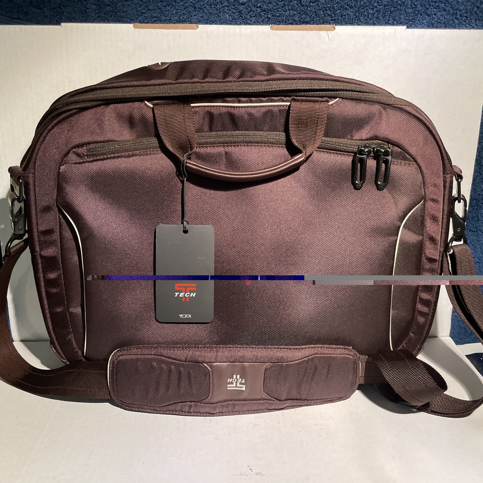 TUMI T-TECH TOP ZIP DELUXE DISCONTINUED LAPTOP PORTFOLIO BRIEFCASE MAROON