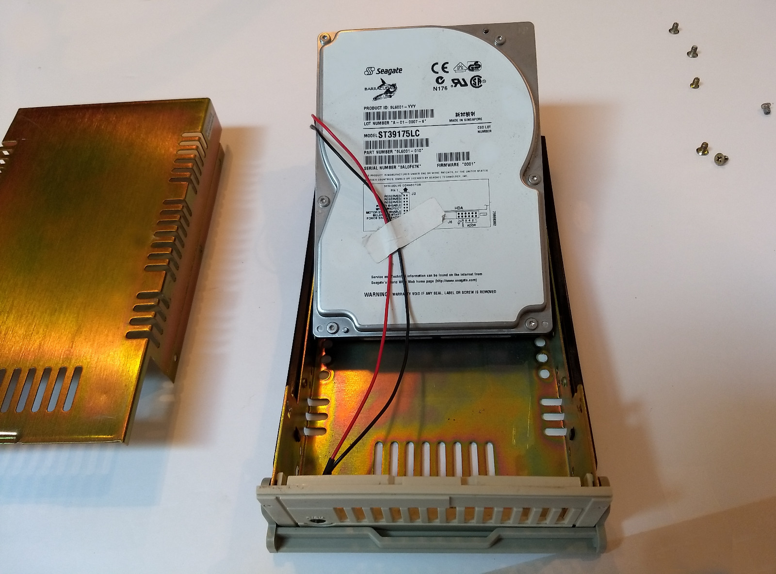 SEAGATE St39175Lc 9.1Gb 7200 Rpm 80Pin Scsi Hard Disk Drive 1Mb Buf w/Carriage