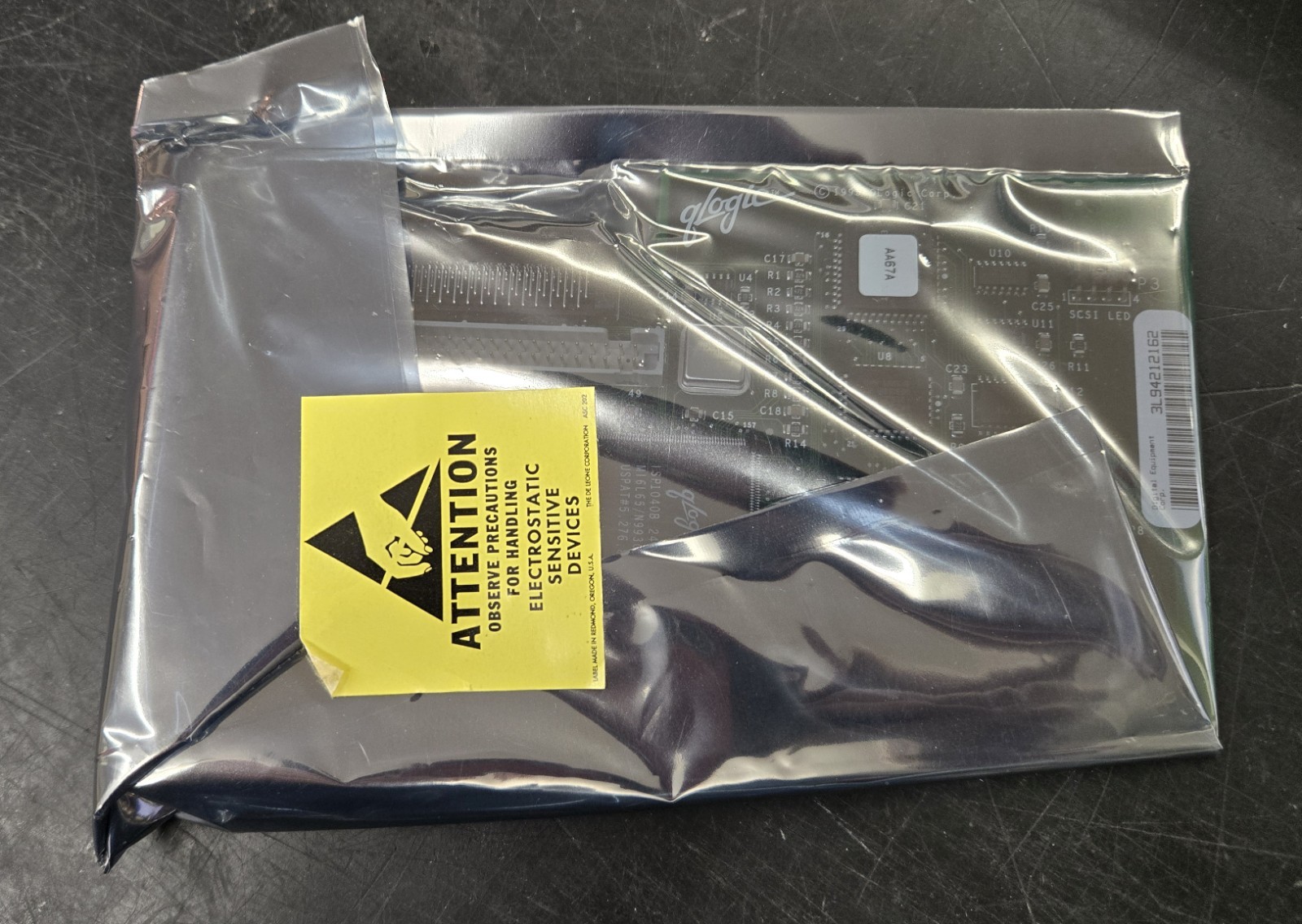 NEW QLogic PC2010403-11 KZPBA-CX PCI SCSI RAID controller card - NOS SEALED DEC