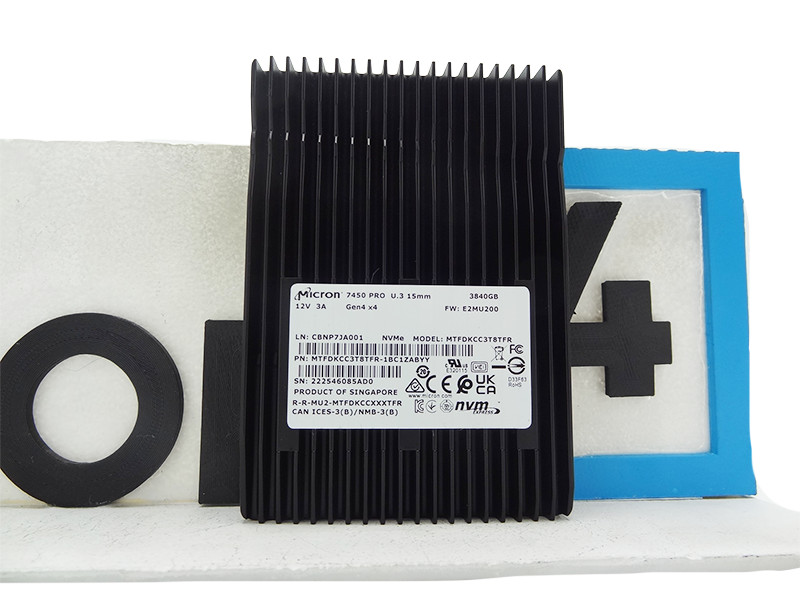 MICRON MTFDKCB3T8TDZ-1AZ1ZABYY 3.84TB NVME GEN4 U.3 7400 PRO 2.5" SSD