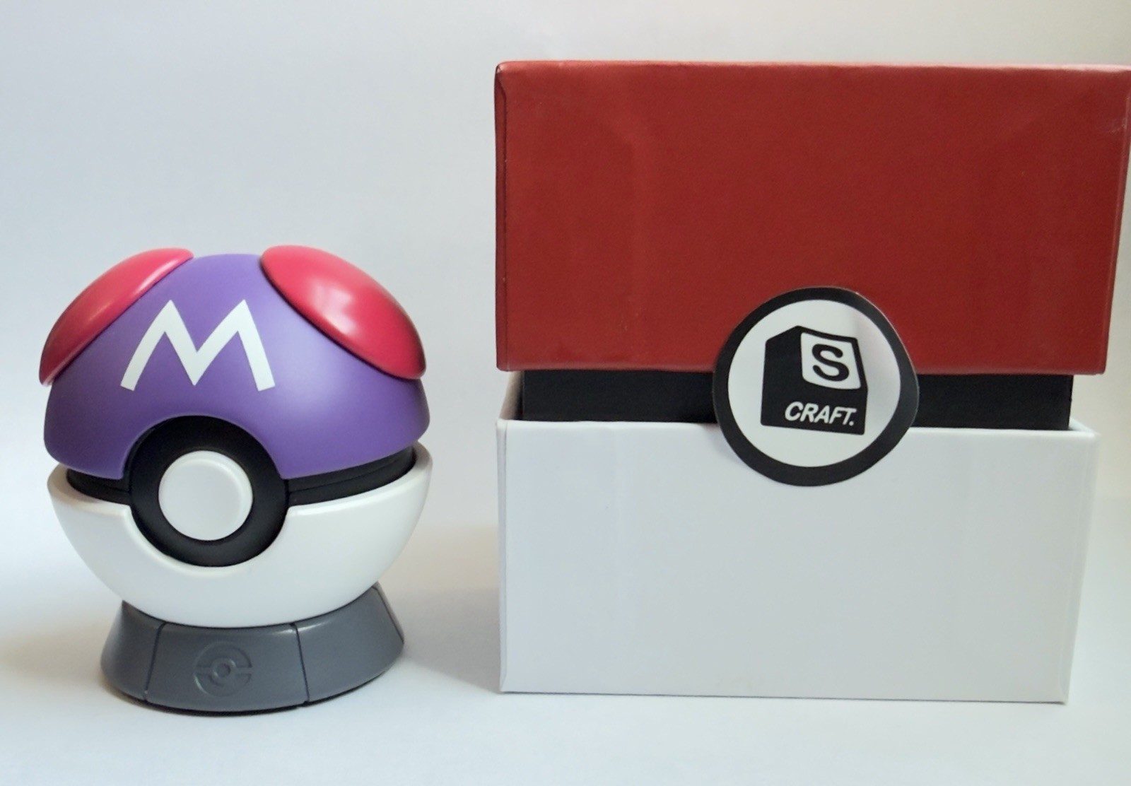 S-Craft Classic Master Ball Pokémon Keycap Holder - Non Light-up Version