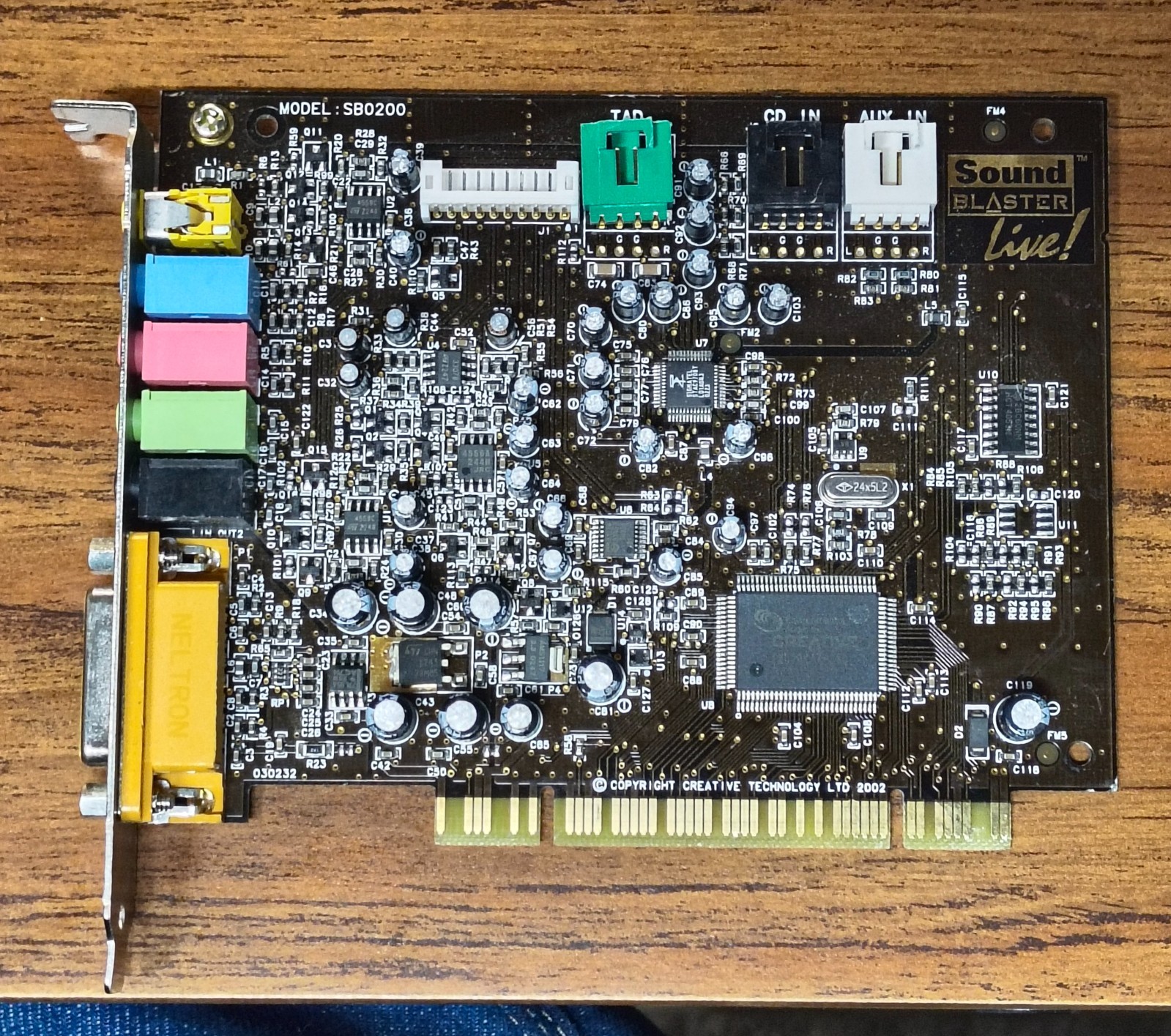 Creative Labs Sound Blaster Live SB0200 (Dell OEM) Internal PCI Sound Card