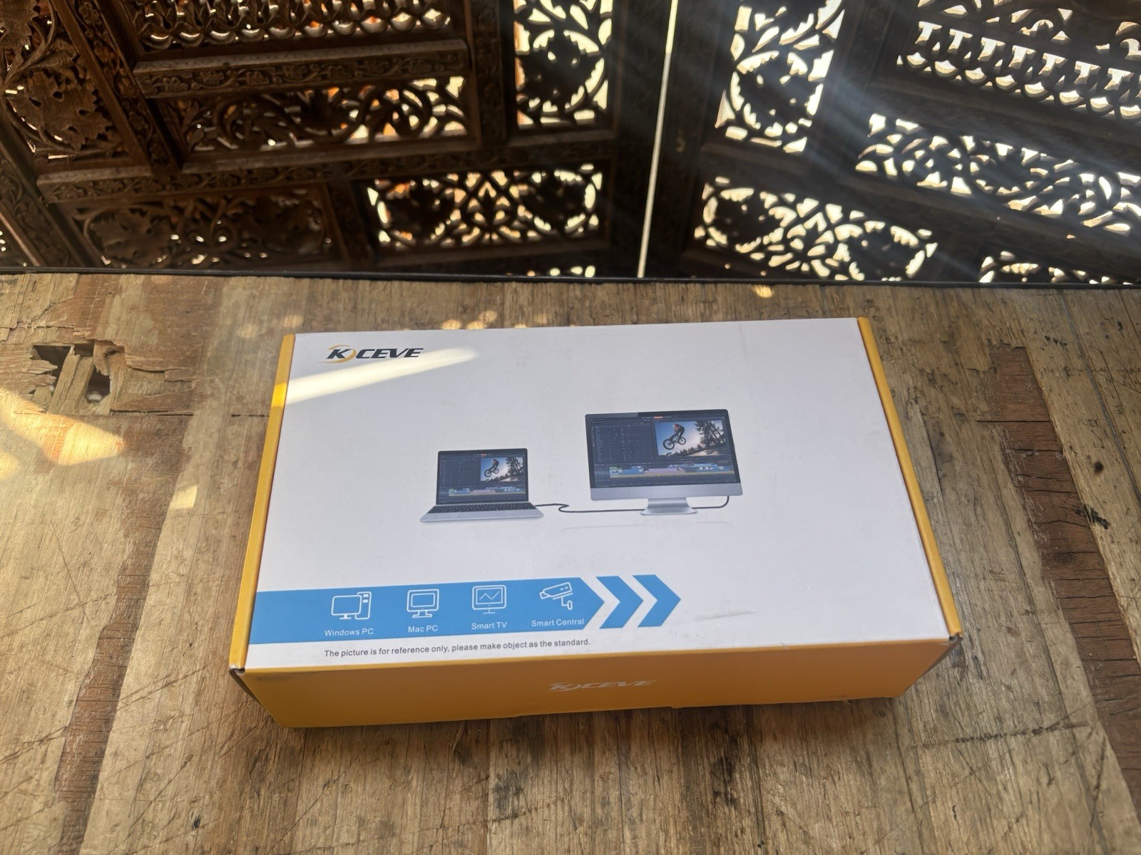 KCEVE 4 Port HDMI Dual Monitor KVM Switch 4K 60Hz 4 PC 2 Monitor