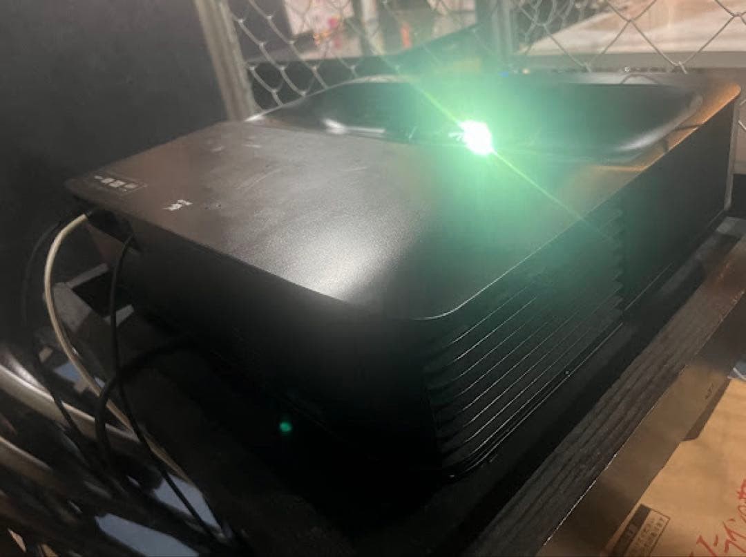 EPSON EH-LS300B Short Throw Projector Black Business Projector Body Tested