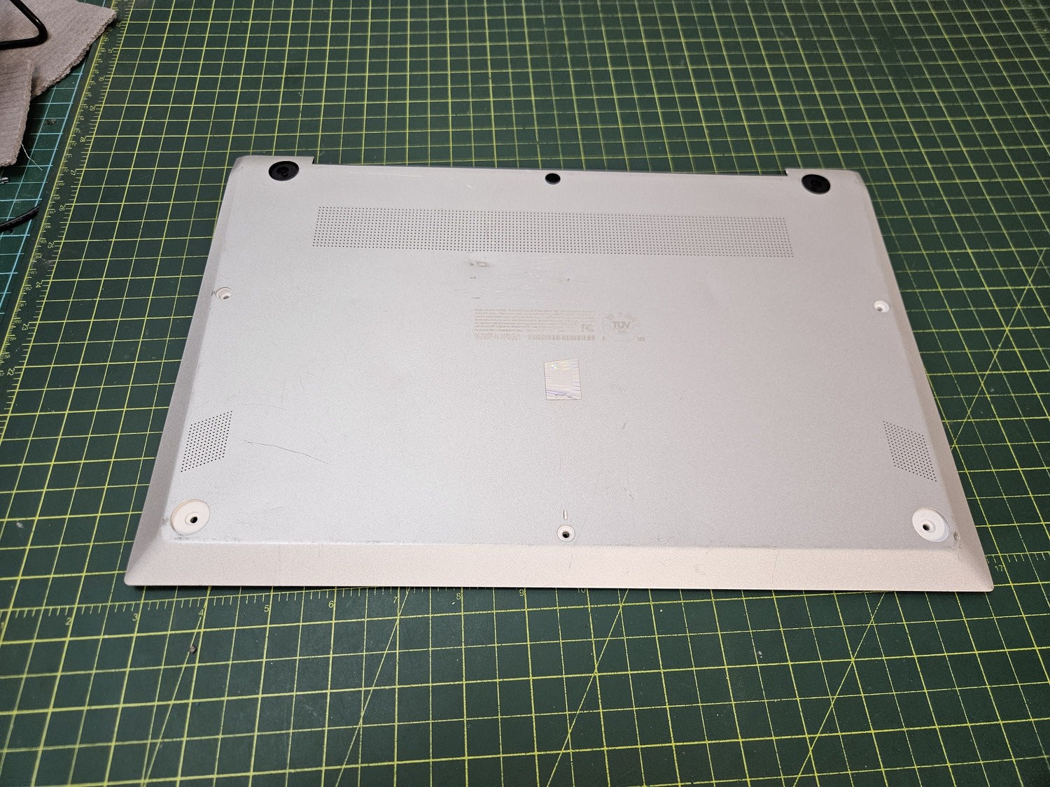 LG Gram 16Z90P-N 16" Laptop Lower Bottom Case Base Cover #d430