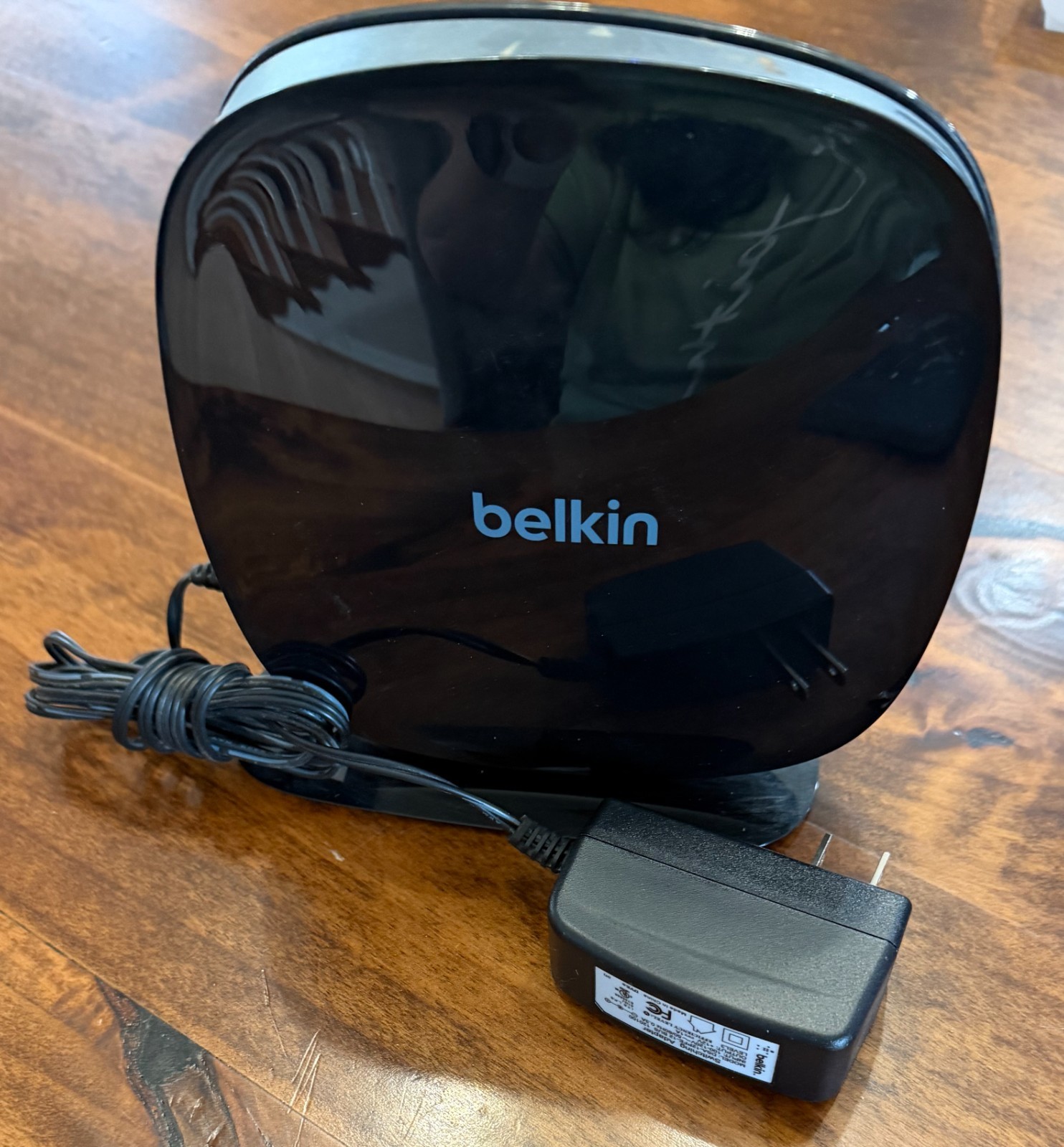 Belkin N600 DB Dual-Band Wireless N+ Router F9K1102v3 4-Port Gigabit USB