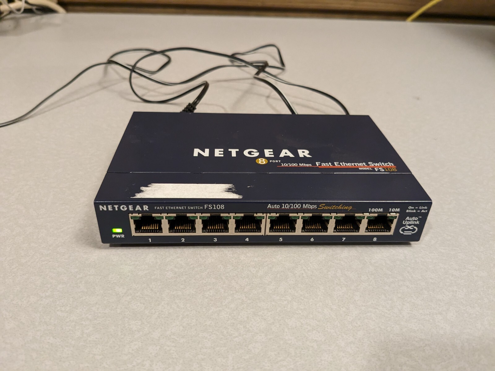 NETGEAR FS108 v2 8 Ports Fast Ethernet External Switch w/ Power Adapter Tested