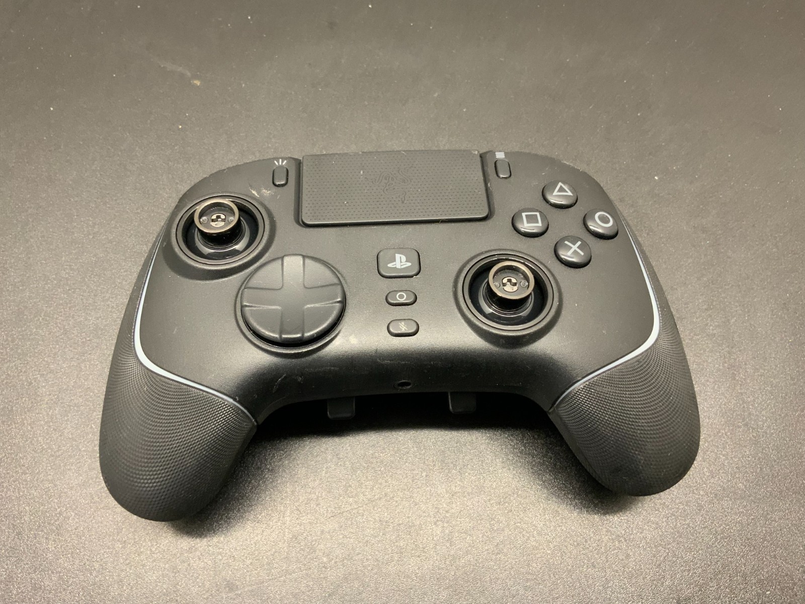 Razer RZ06-04710100-R3U1 Wolverine V2 Pro Ps5 Wireless Controller