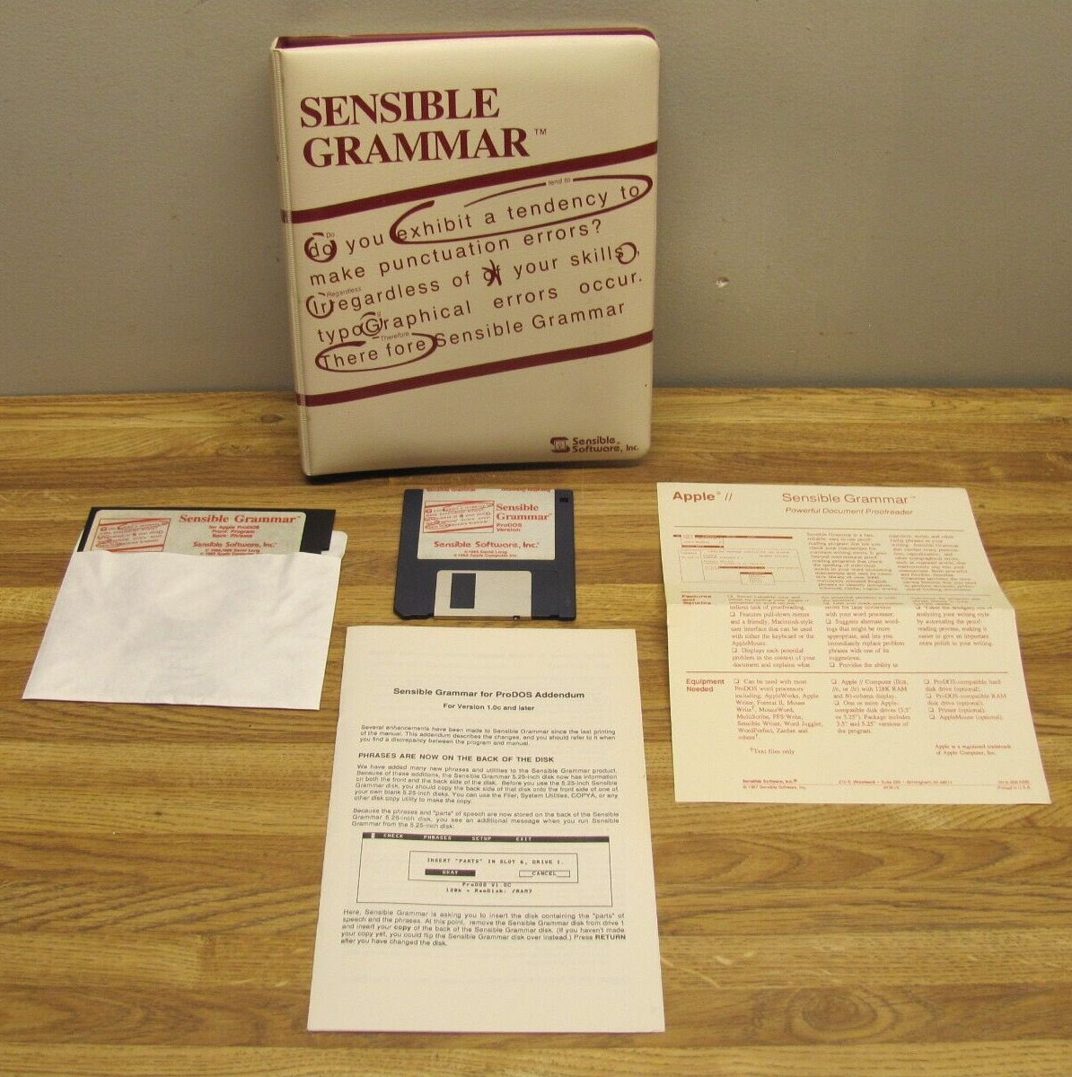 Vtg 1985 APPLE ProDOS Sensible Grammar Manual With Software Sensible Software
