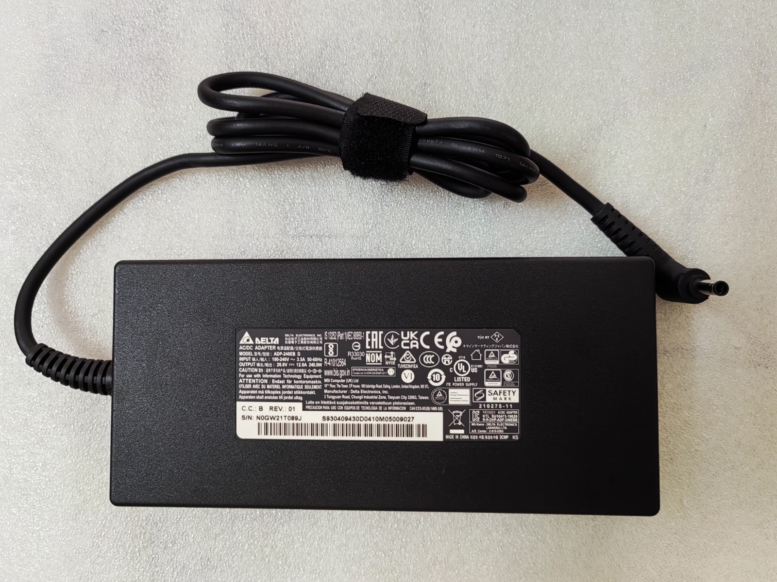 For MSI 15 A5EFK-001US Delta 20V 12A ADP-240EB D 4.5mm 240W AC Adapter Original
