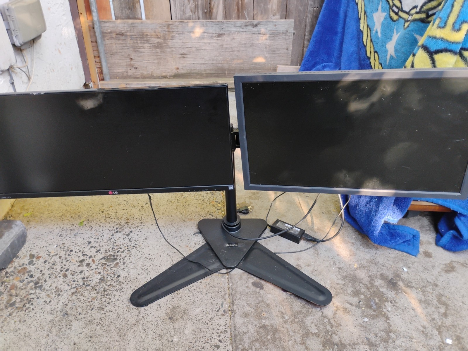 Dual Monitor