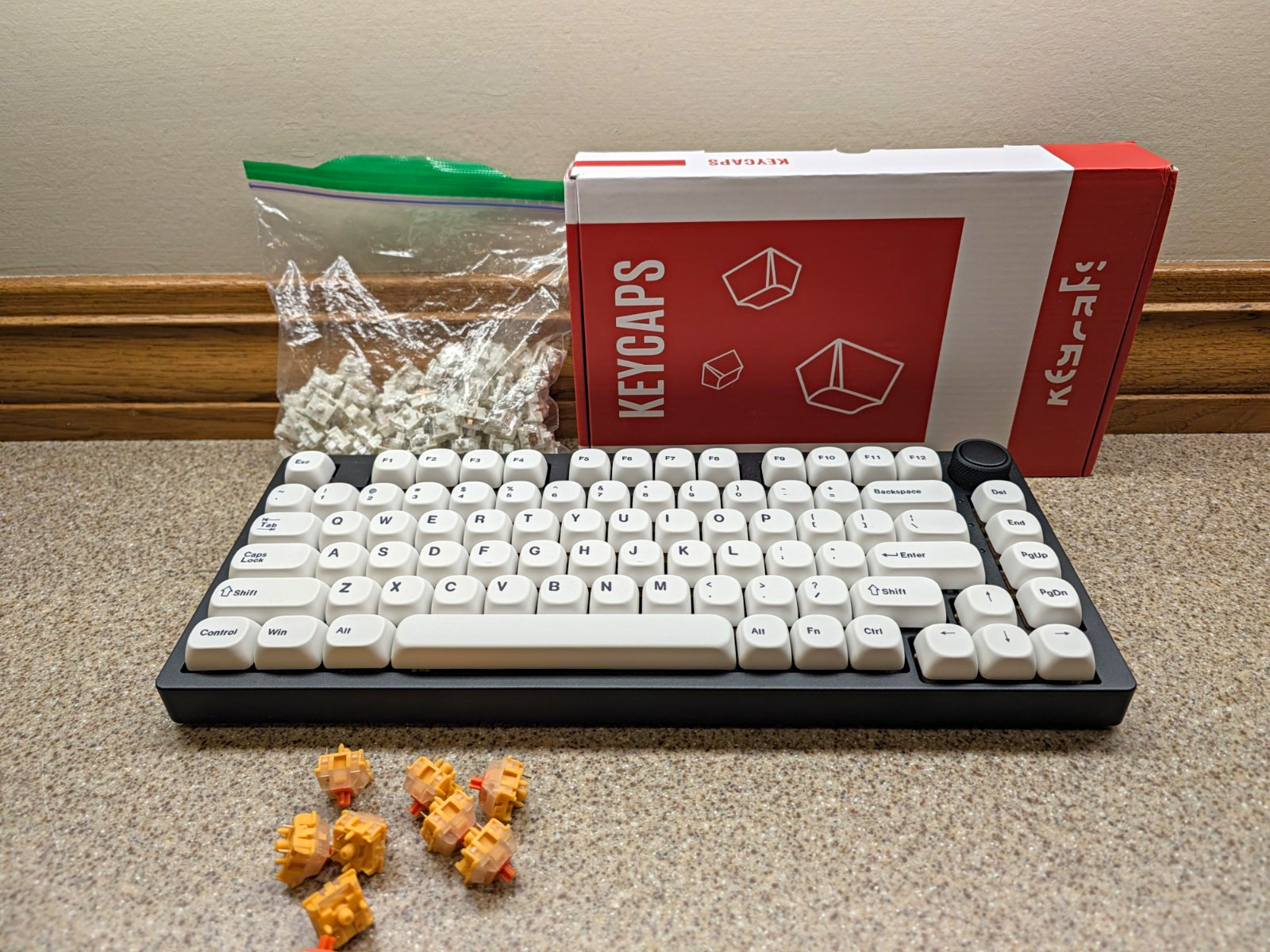 Custom Mechanical Aluminum Keyboard - Leobog Hi75, Gateron EF Curry, PBT MOA