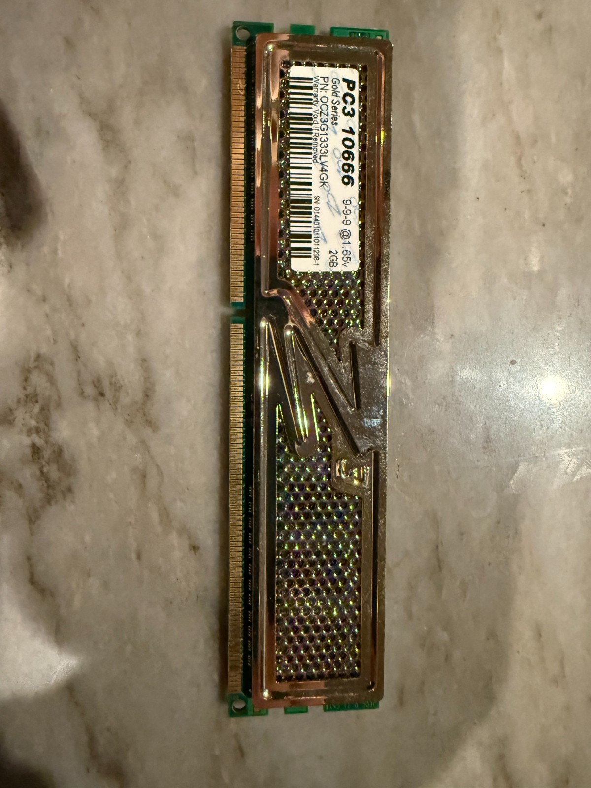OCZ Gold Series 2GB DDR3-1333 PC3-10600 Desktop RAM OCZ3G1333LV4GK - Used Tested