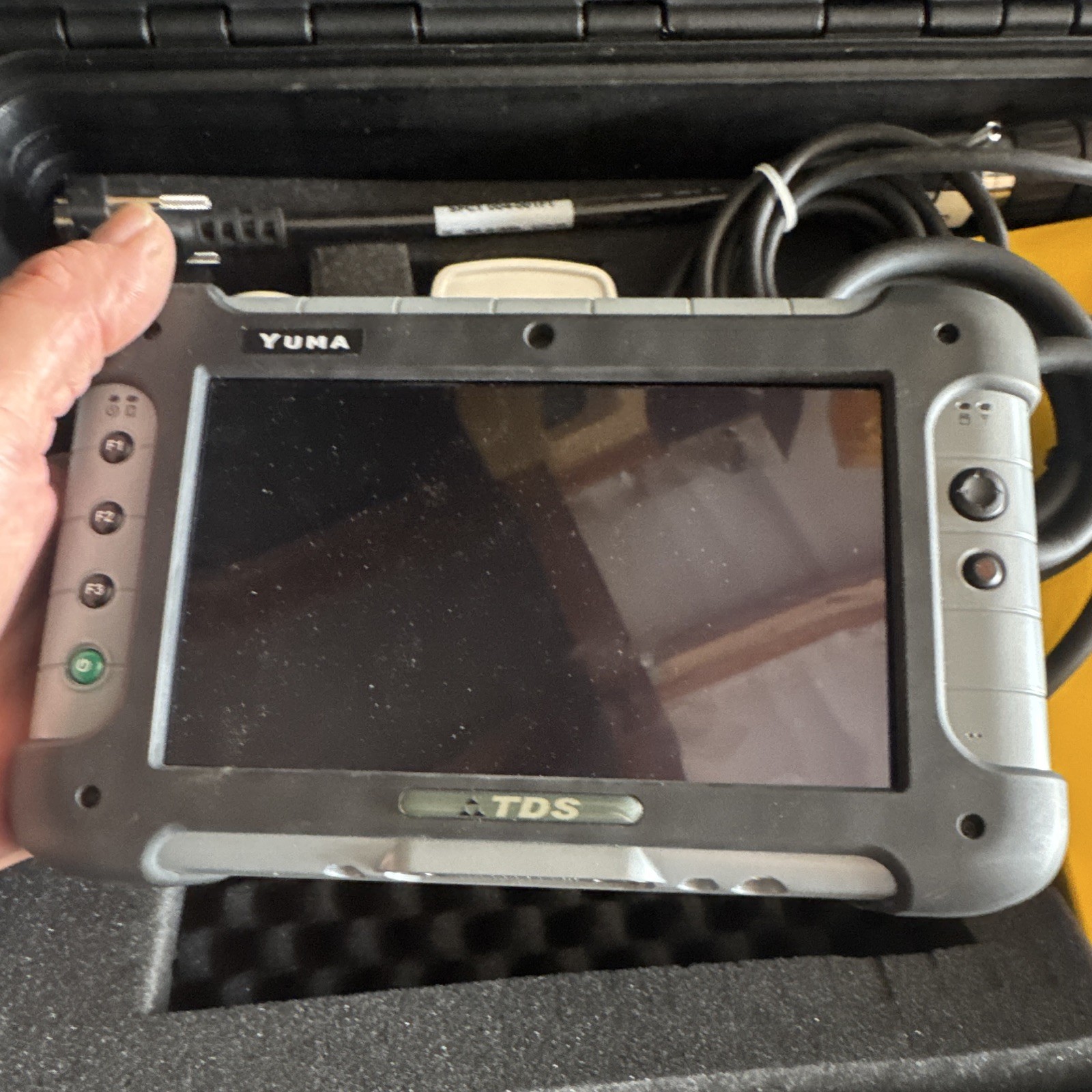 TDS Yuma Rugged Tablet Computer w/ Case, Cables, RS232 & Docking Port