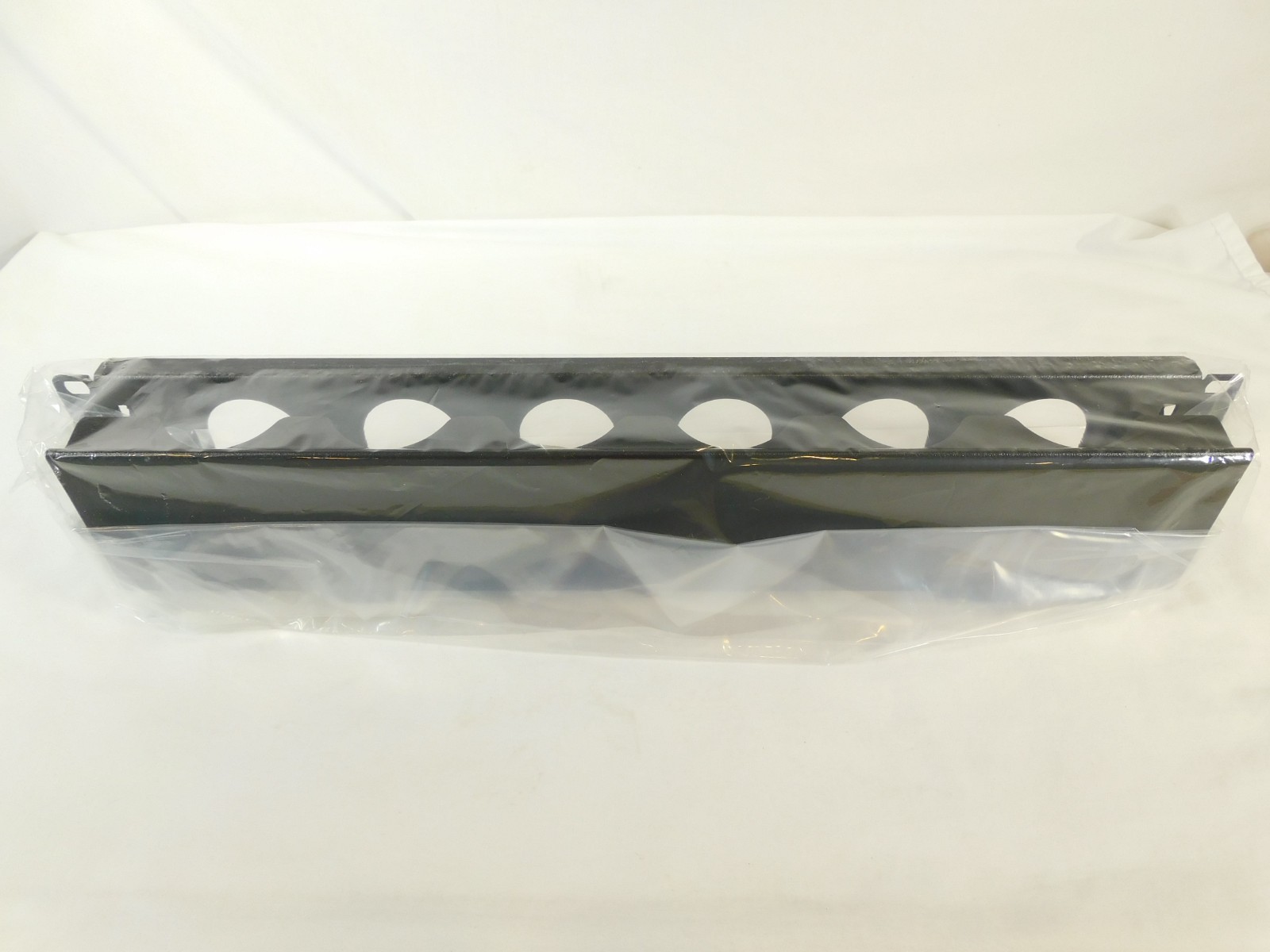 HC219CE1N 2U Horizontal Cable MGMT Duct 1.75" Front Ring Depth - FLIP UP COVER