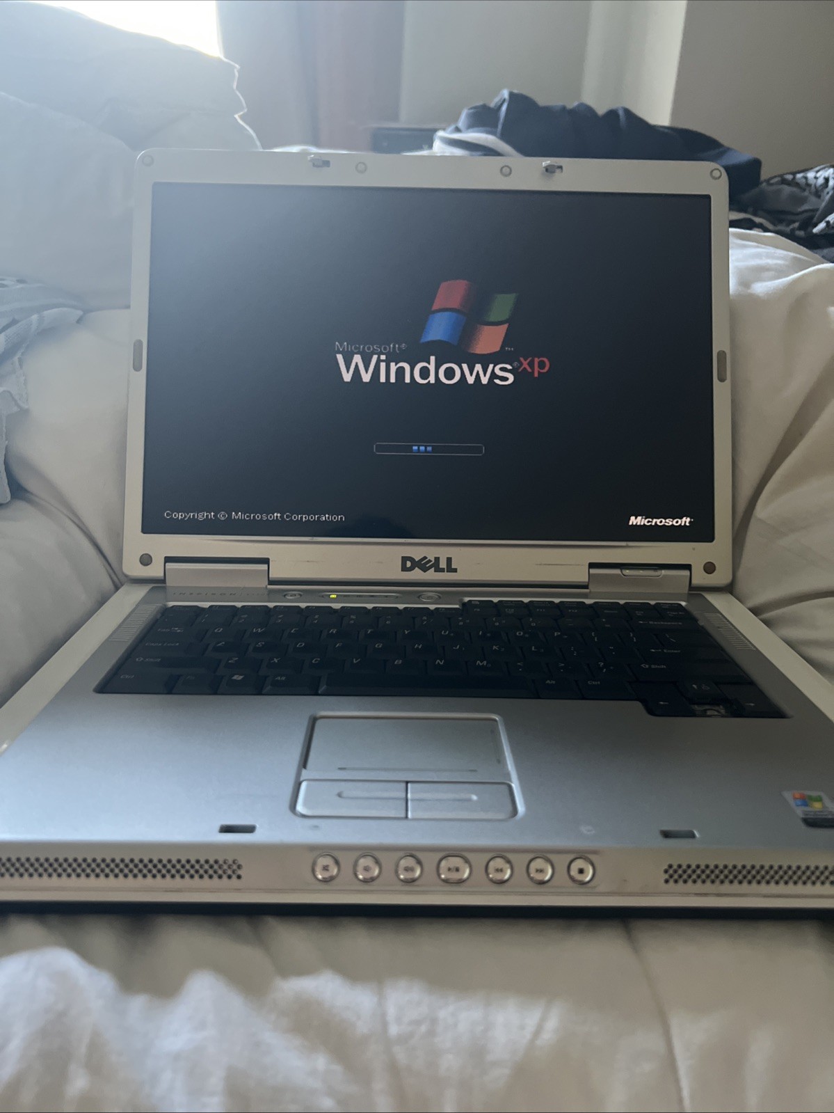 Dell Inspiron 6400 Laptop Windows XP NEW BATTERY NO CHARGER TESTED WORKS