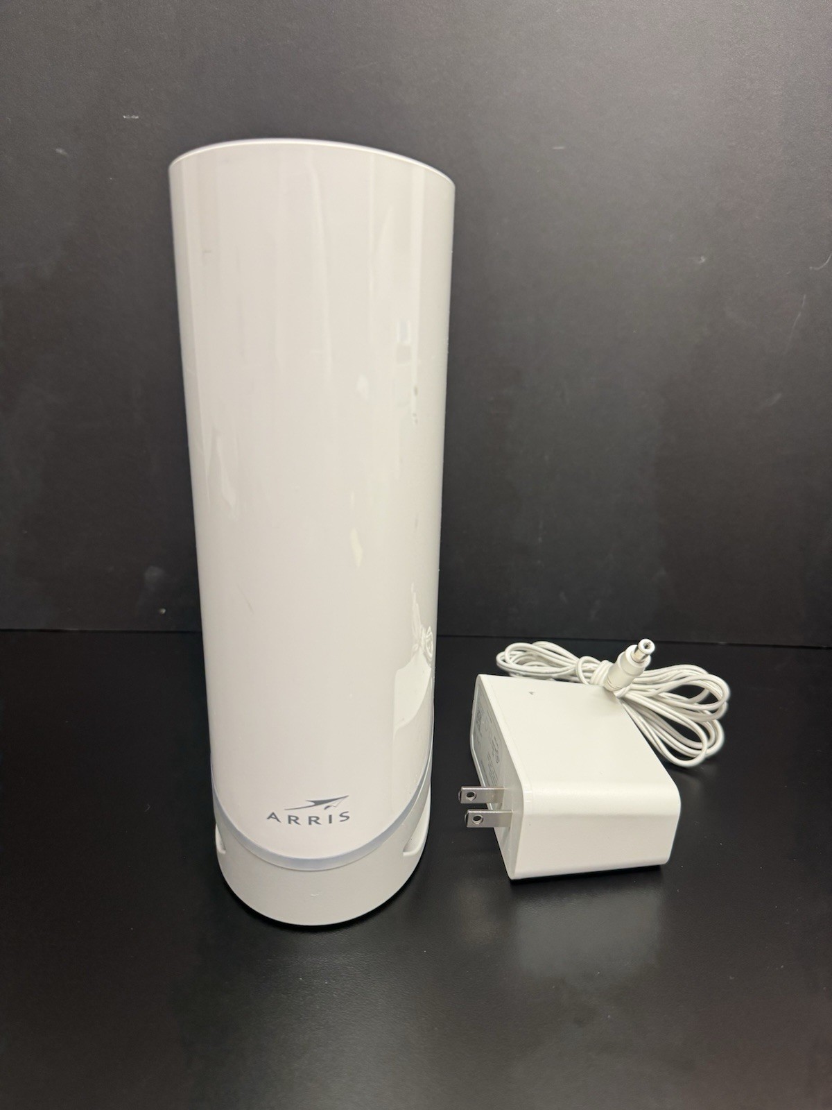 ARRIS TG9452 DOCSIS 3.1 WiFi 6 Cable Modem Router 2.5G MoCA Voice w/ Adapter