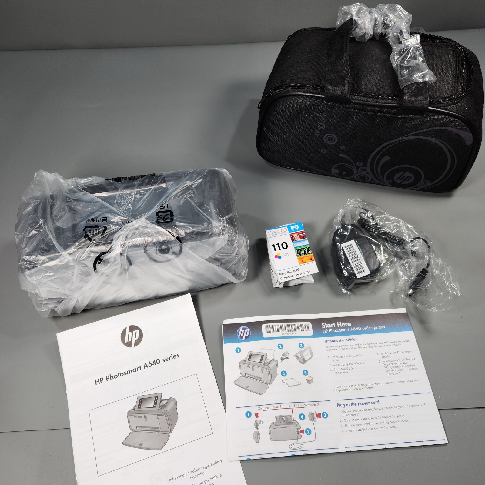 HP Photosmart A646 Photo Printer Bluetooth Carry Case HP 110 Ink New Open Box