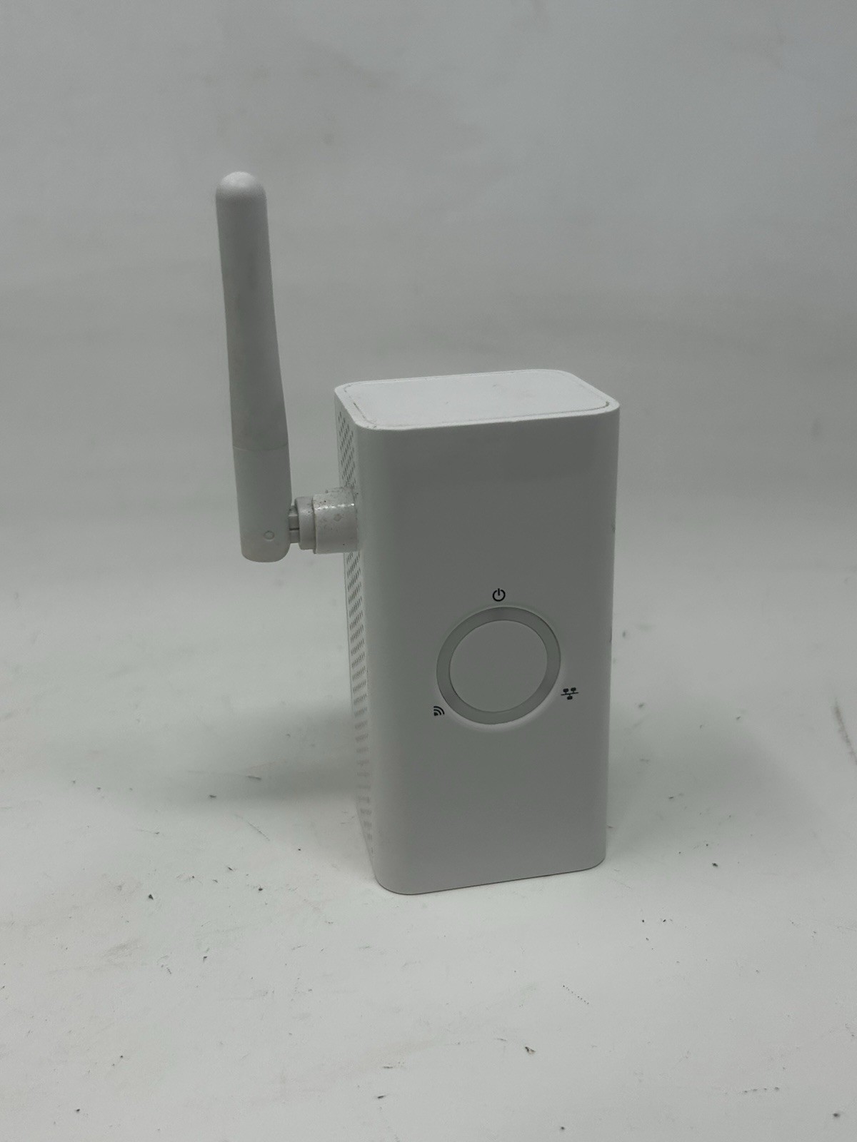 LG Innotek PoE WiFi Bridge ETPFBTRP01 White