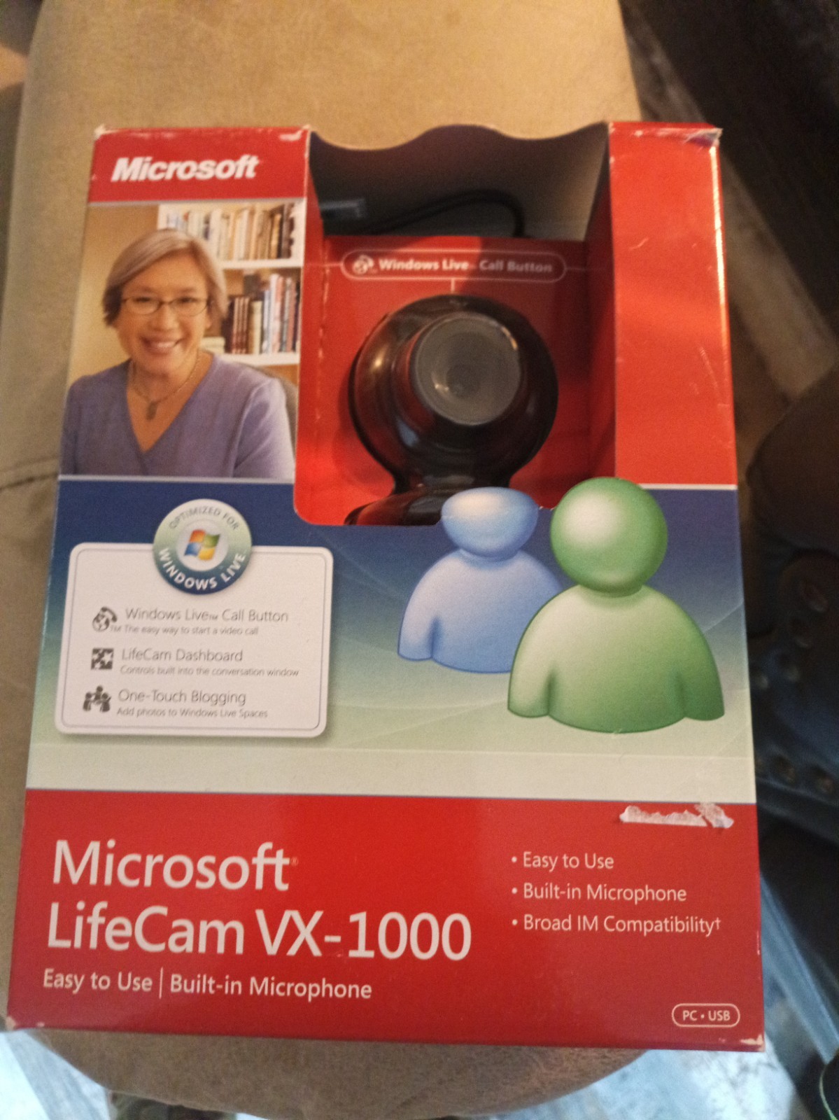 Microsoft LifeCam VX-1000 Webcam w/ Built-in Microphone New Open Box