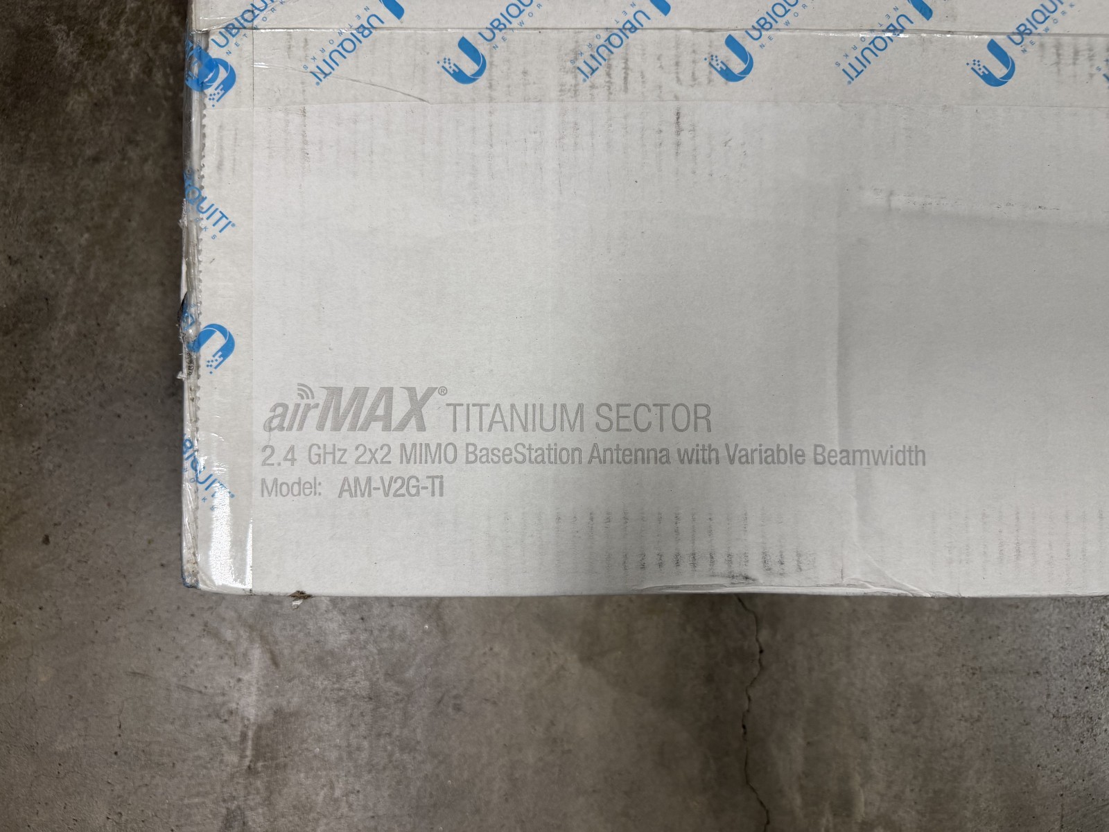 Ubiquiti Networks AM-V2G-TI airMax Titanium Sector Antenna 2.4 GHz BRAND NEW