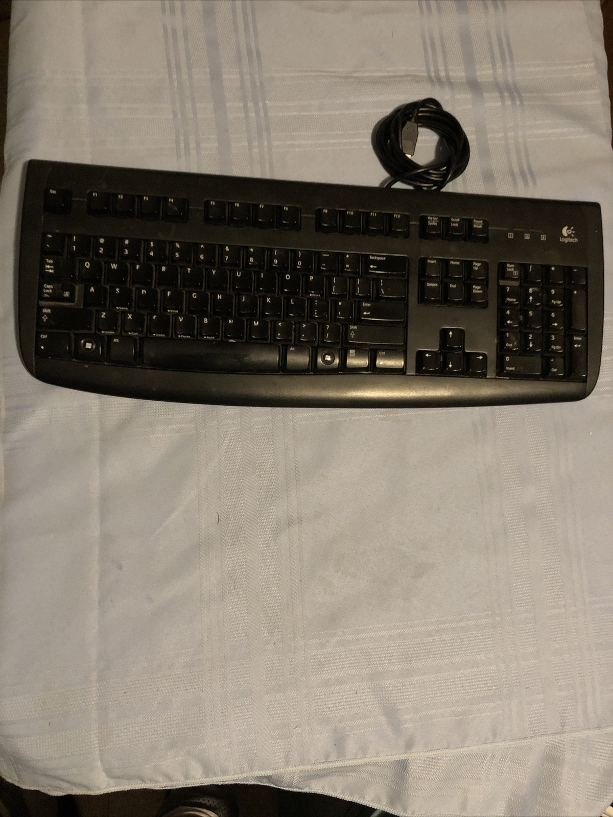 Vintage Gaming Logitech Deluxe 250 USB Wired Keyboard Y-SAF76A P/N 820-000310