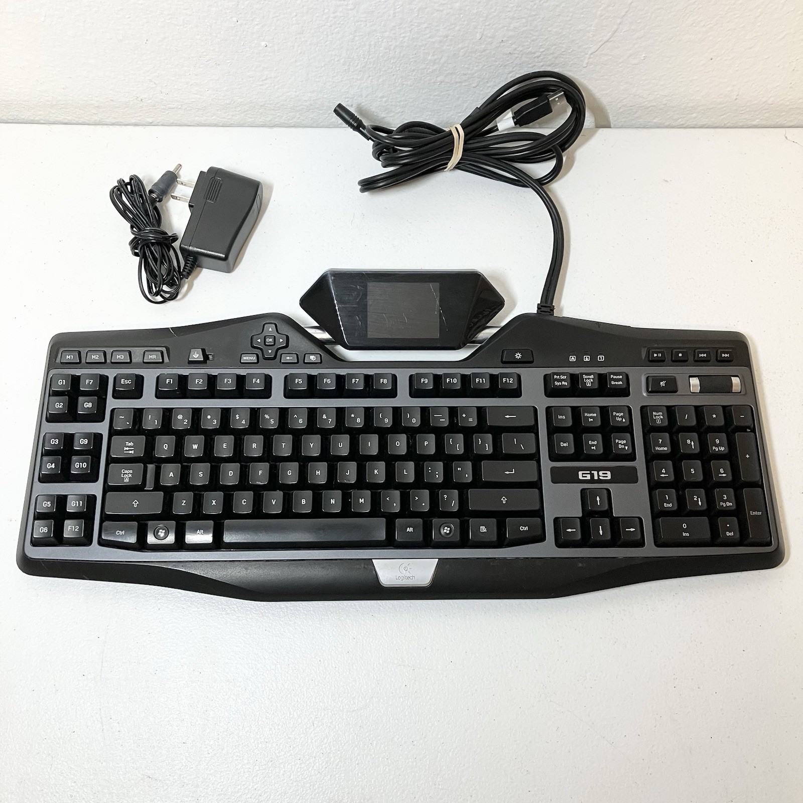 Logitech G19 Gaming Keyboard Color LCD Screen Backlit USB PC Windows Gaming