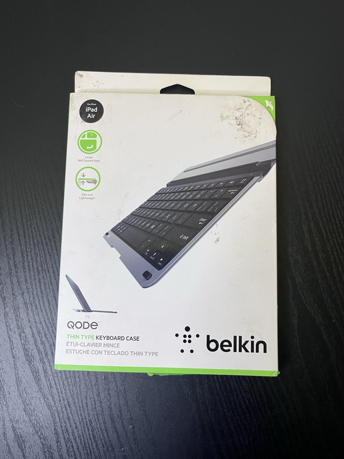 Belkin QODE Thin Type Keyboard Case for iPad Air and Ipad Gray Used
