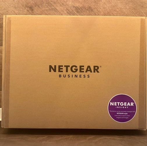 ~NIB~NETGEAR GS752TPP V3 48 Port PoE+ GB Smart Ethernet Switch GS752TPP-300NAS