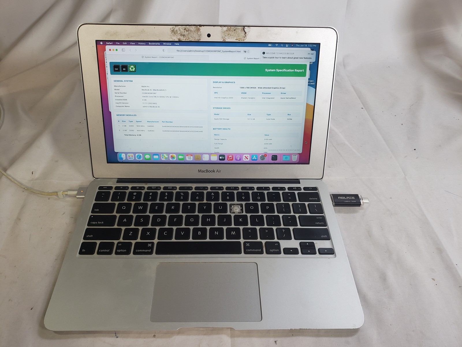 Apple MacBook Air 11-inch Mid 2013 i5-4250U 1.3GHz 4GB 128GB SSD 11.6"