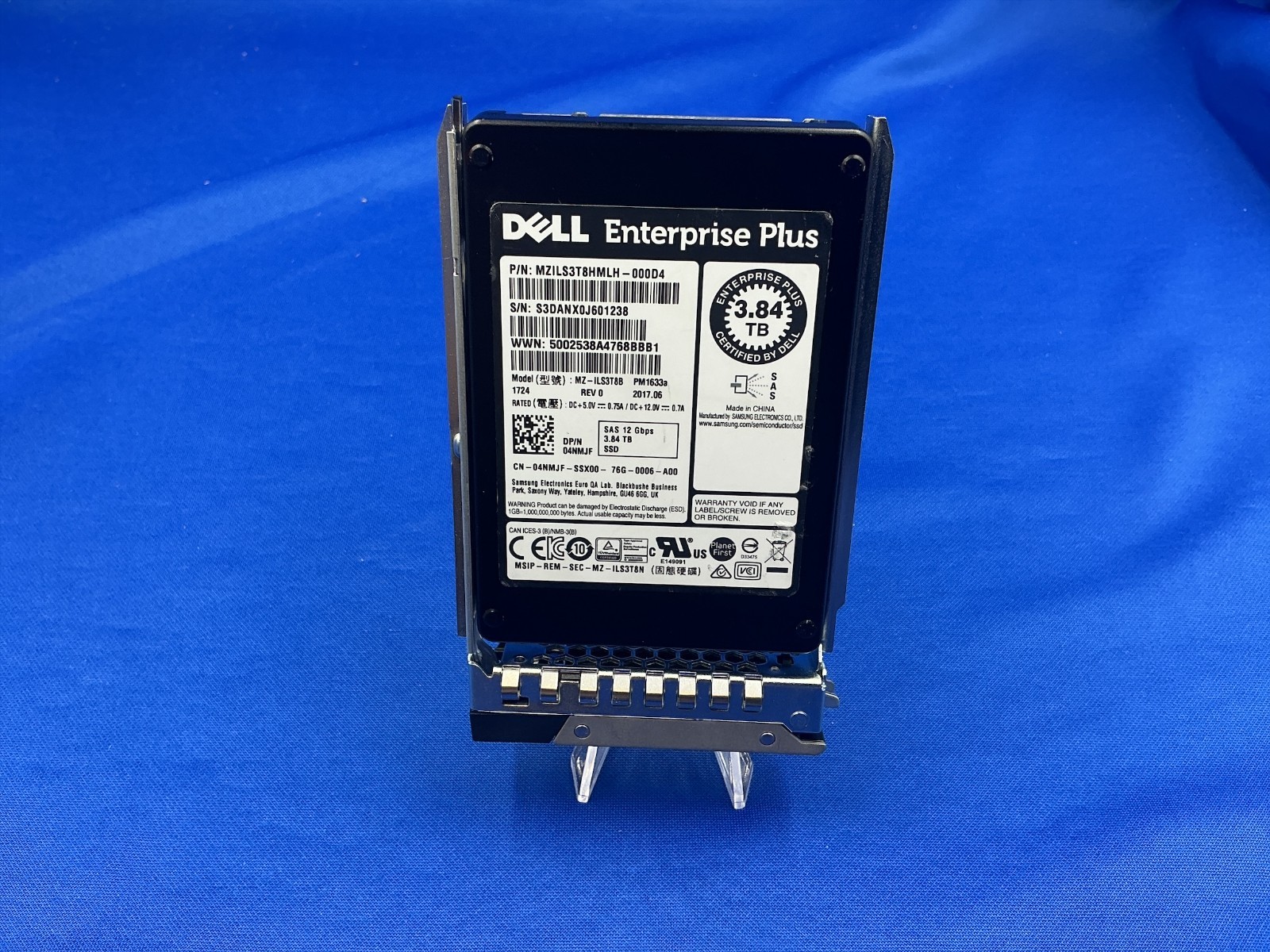 4NMJF Dell Enterprise Plus PM1633a 3.84TB SAS 12Gbps 2.5'' SSD MZ-ILS3T8B 04NMJF