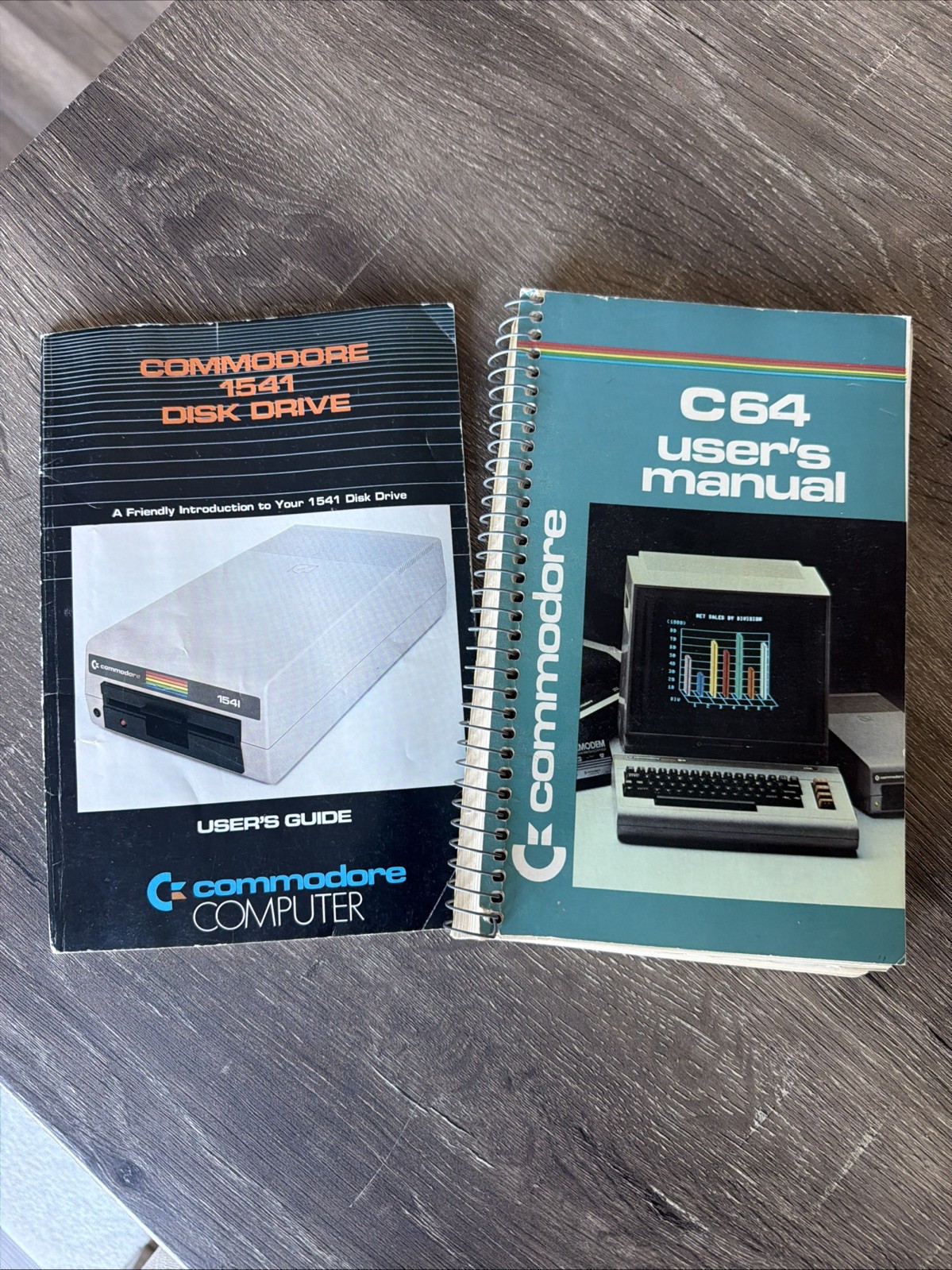 Commodore 64 Programmer’s Reference Guide + 1541 Disk Drive User Guide • Vintage