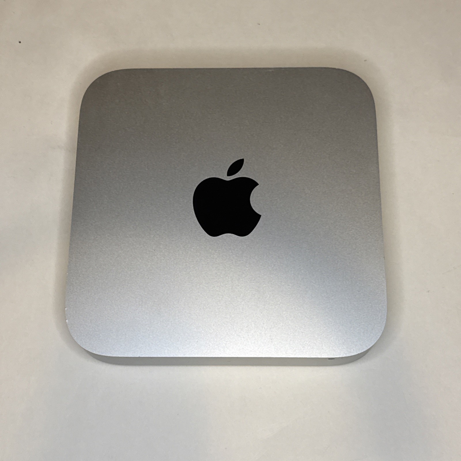 Apple Mac Mini A1347 Intel i7 3GHz 16GB Ram 500 GB SSD  Late 2014