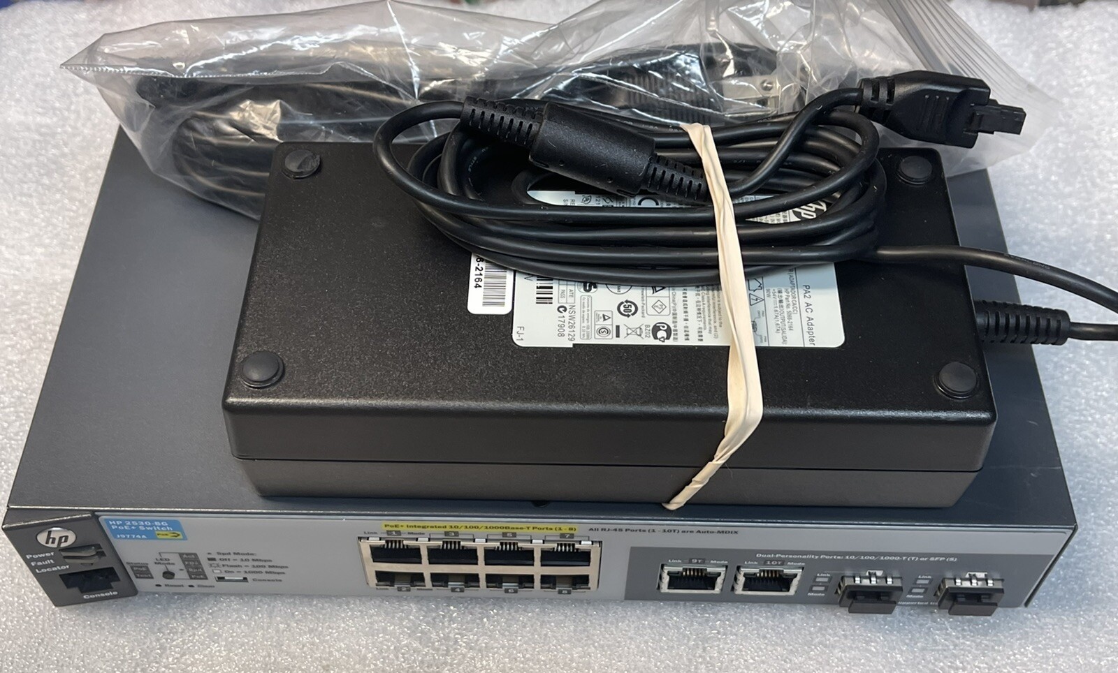 J9774A HPE HP  2530 8G PoE+ Switch USED with Power brick.